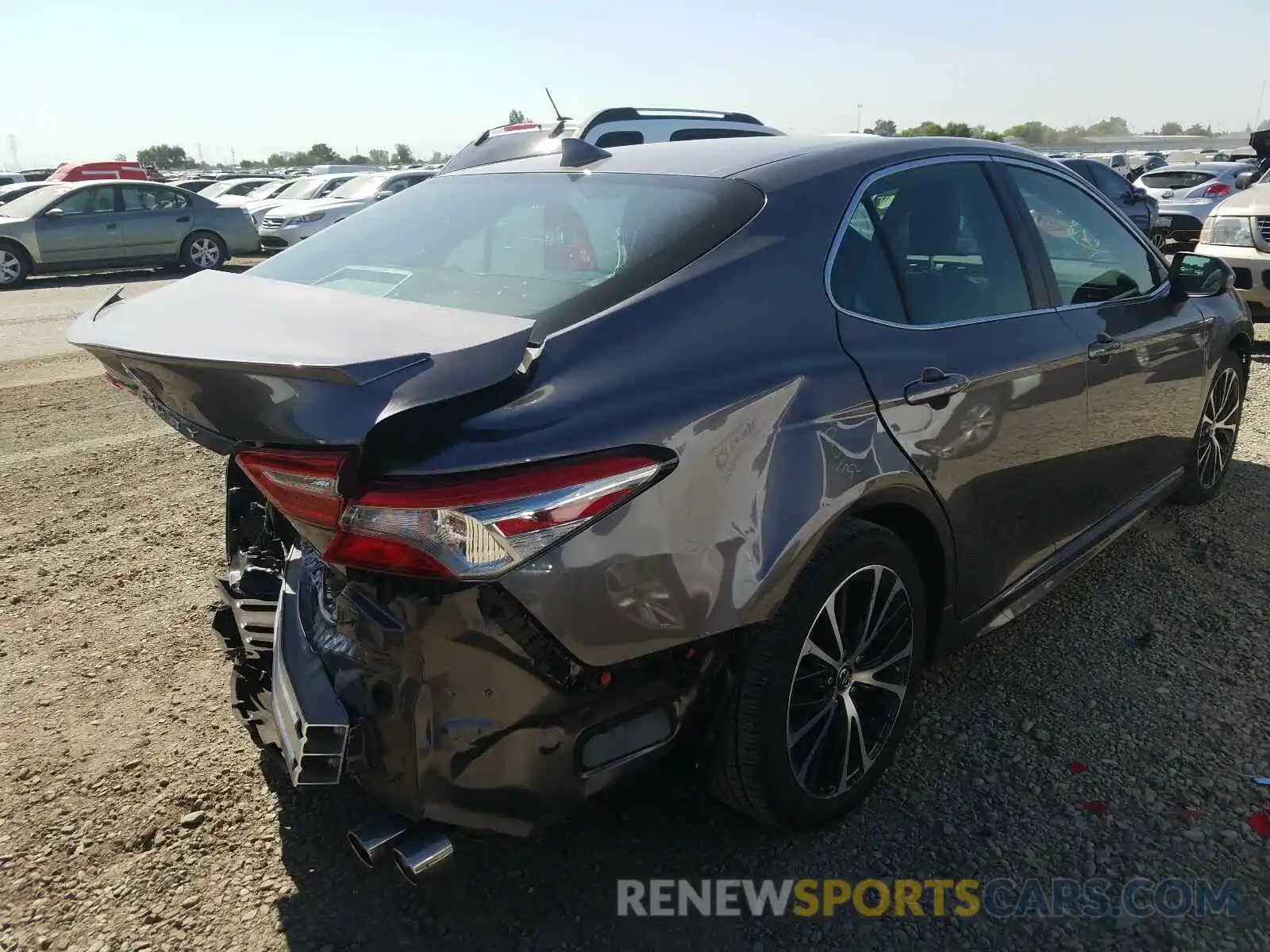 4 Photograph of a damaged car 4T1B11HK0KU745307 TOYOTA CAMRY 2019