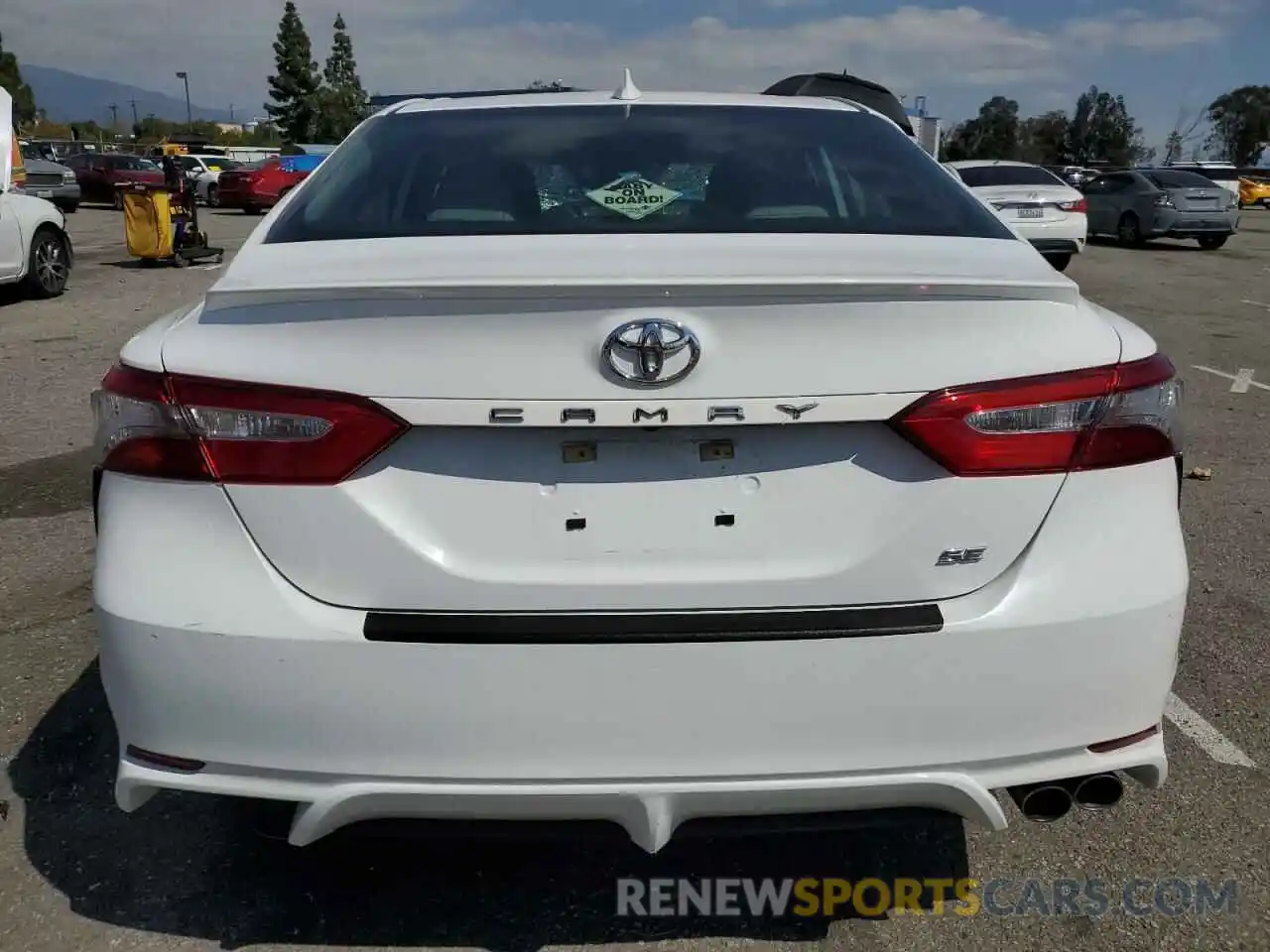 6 Photograph of a damaged car 4T1B11HK0KU745730 TOYOTA CAMRY 2019