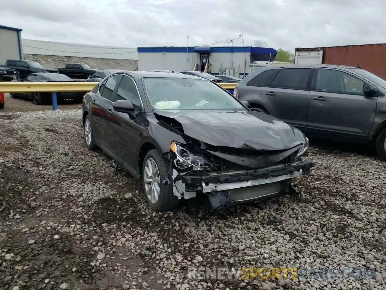 1 Photograph of a damaged car 4T1B11HK0KU748076 TOYOTA CAMRY 2019