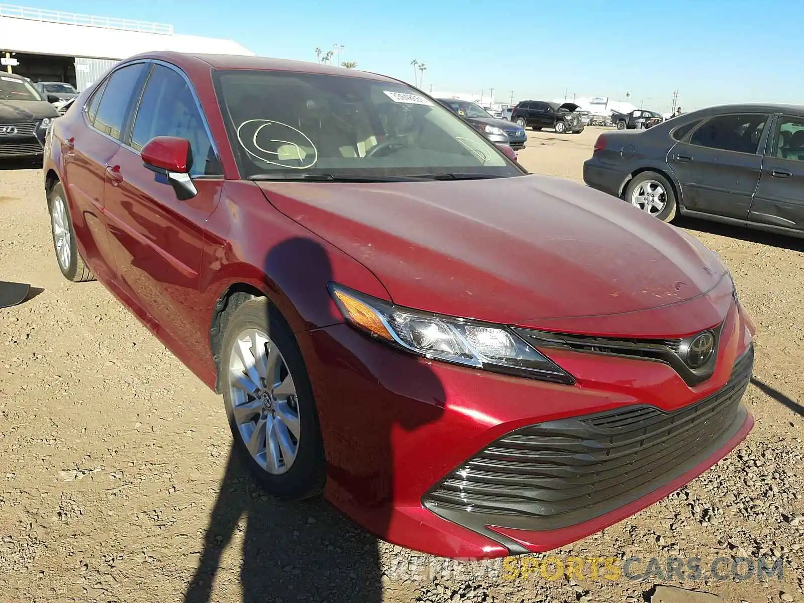 1 Photograph of a damaged car 4T1B11HK0KU752435 TOYOTA CAMRY 2019