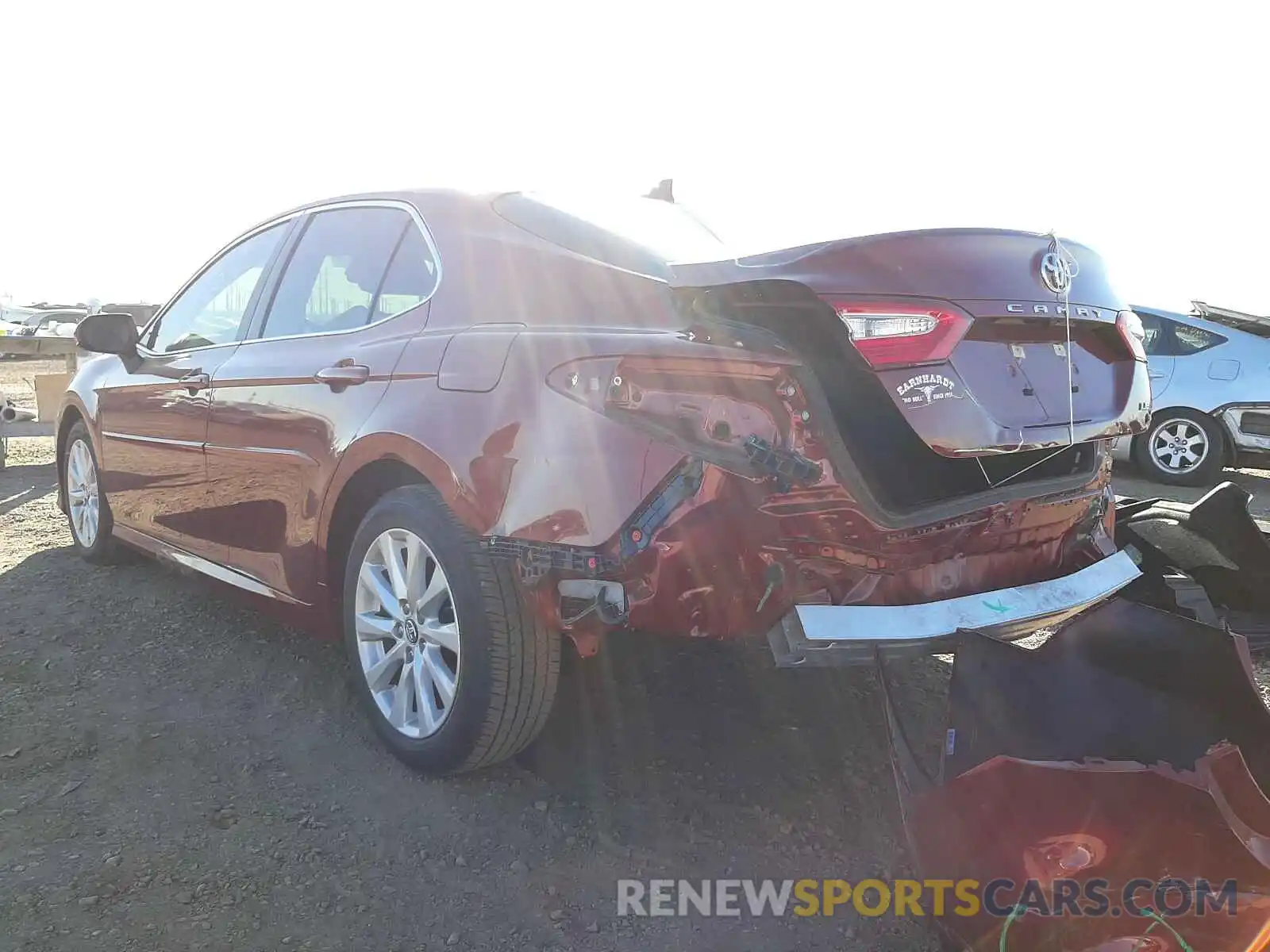 3 Photograph of a damaged car 4T1B11HK0KU752435 TOYOTA CAMRY 2019