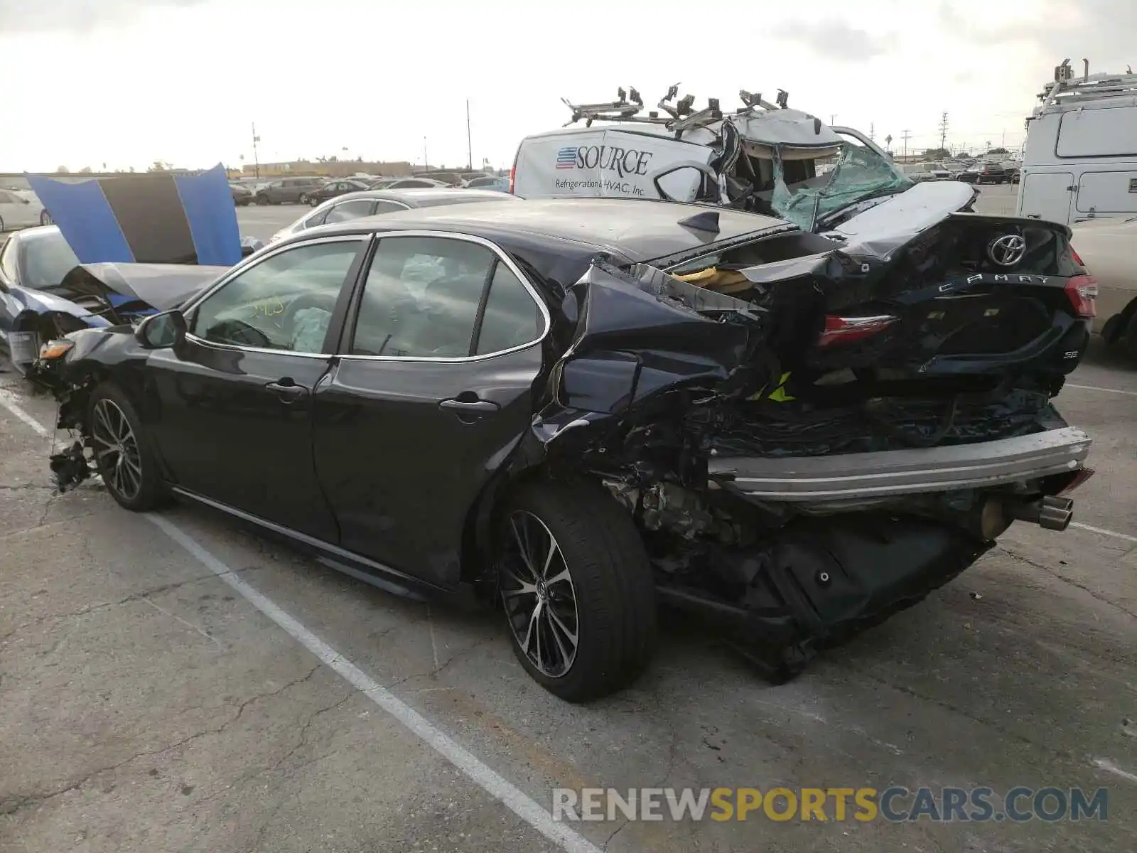 3 Photograph of a damaged car 4T1B11HK0KU752533 TOYOTA CAMRY 2019