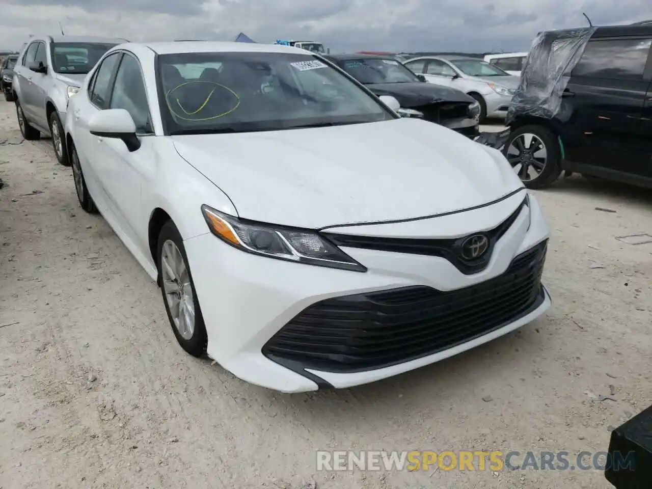 1 Photograph of a damaged car 4T1B11HK0KU753830 TOYOTA CAMRY 2019