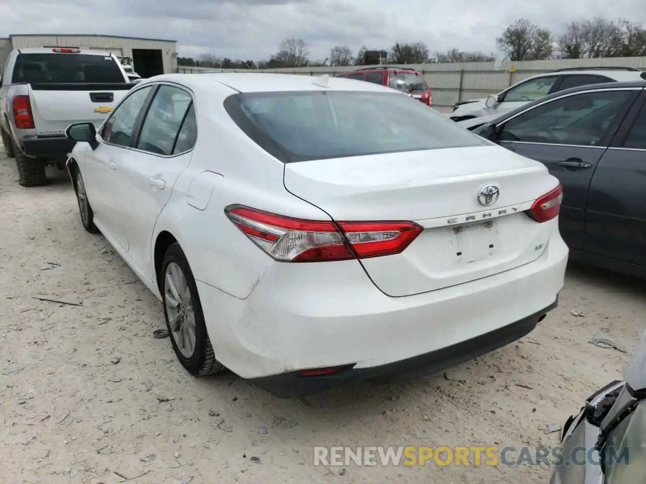 3 Photograph of a damaged car 4T1B11HK0KU753830 TOYOTA CAMRY 2019