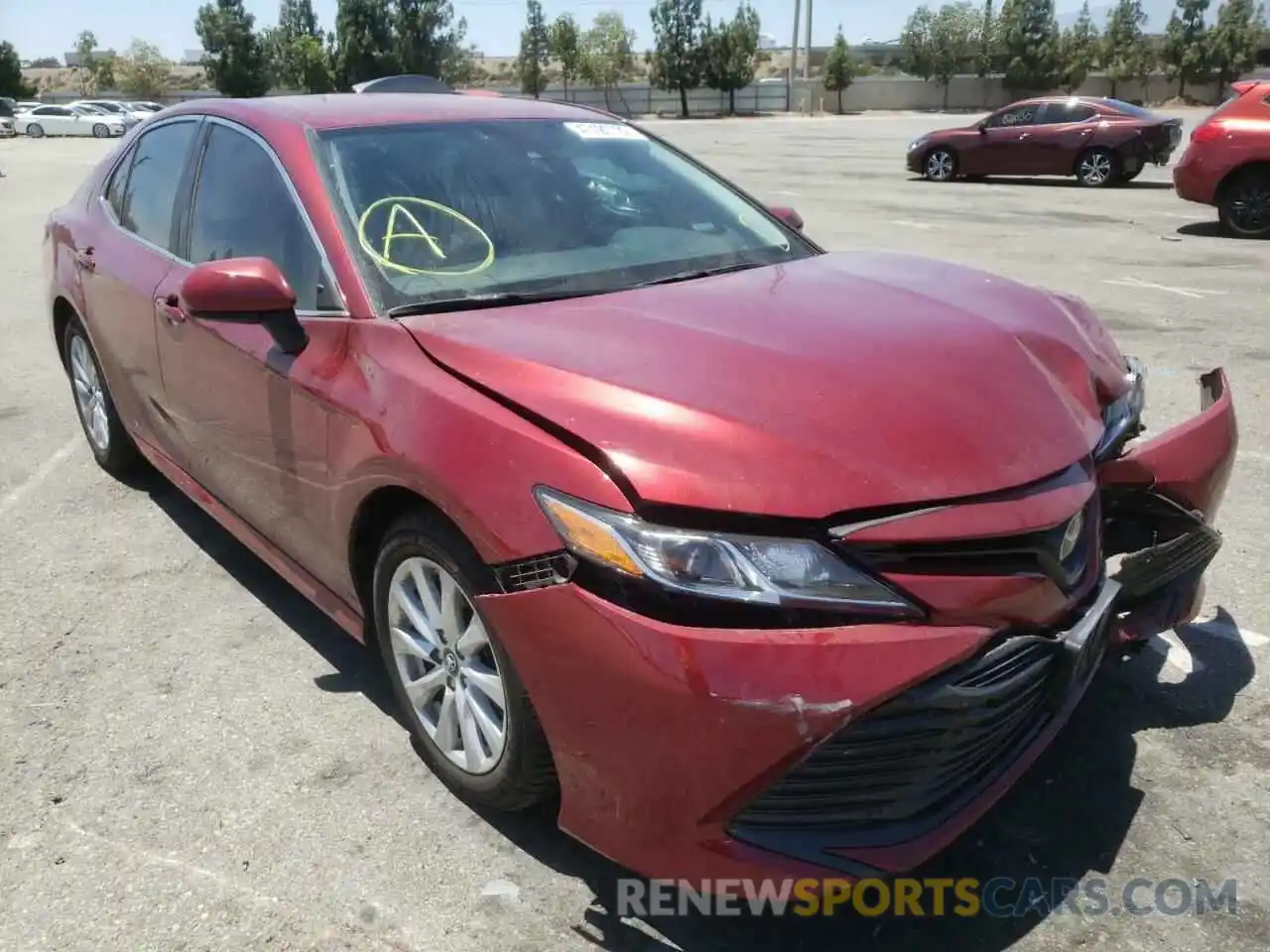 1 Photograph of a damaged car 4T1B11HK0KU754511 TOYOTA CAMRY 2019