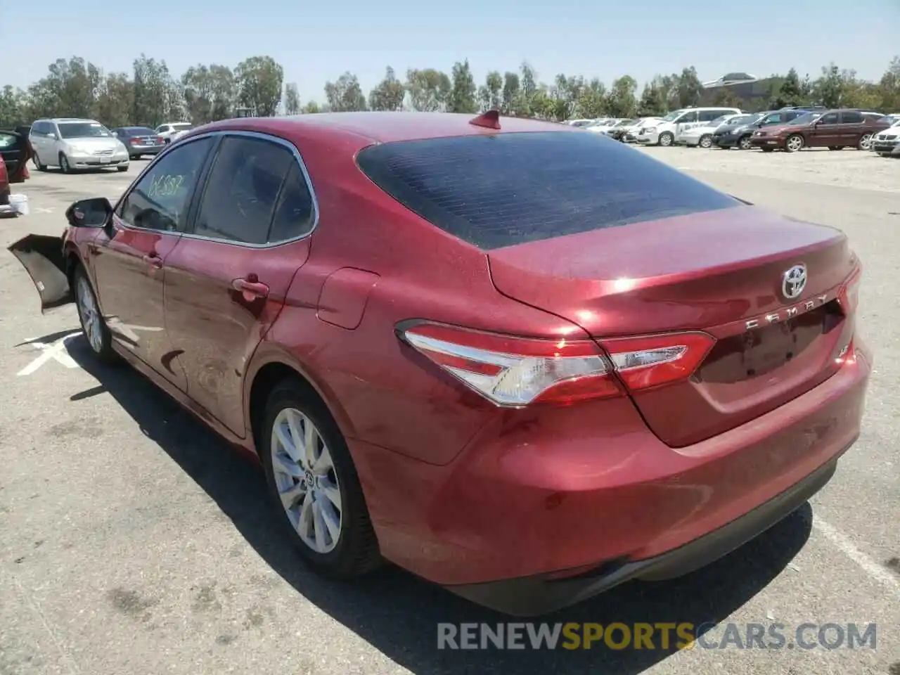 3 Photograph of a damaged car 4T1B11HK0KU754511 TOYOTA CAMRY 2019