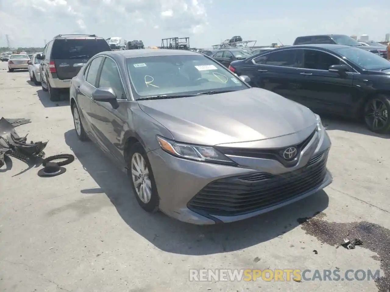 1 Photograph of a damaged car 4T1B11HK0KU755156 TOYOTA CAMRY 2019