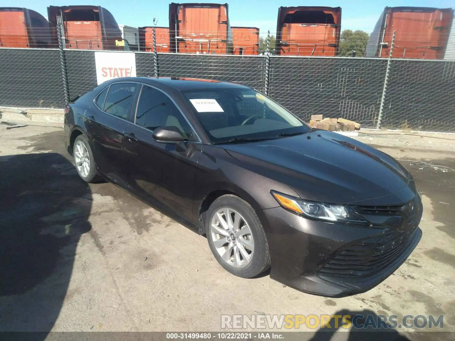 1 Photograph of a damaged car 4T1B11HK0KU755738 TOYOTA CAMRY 2019