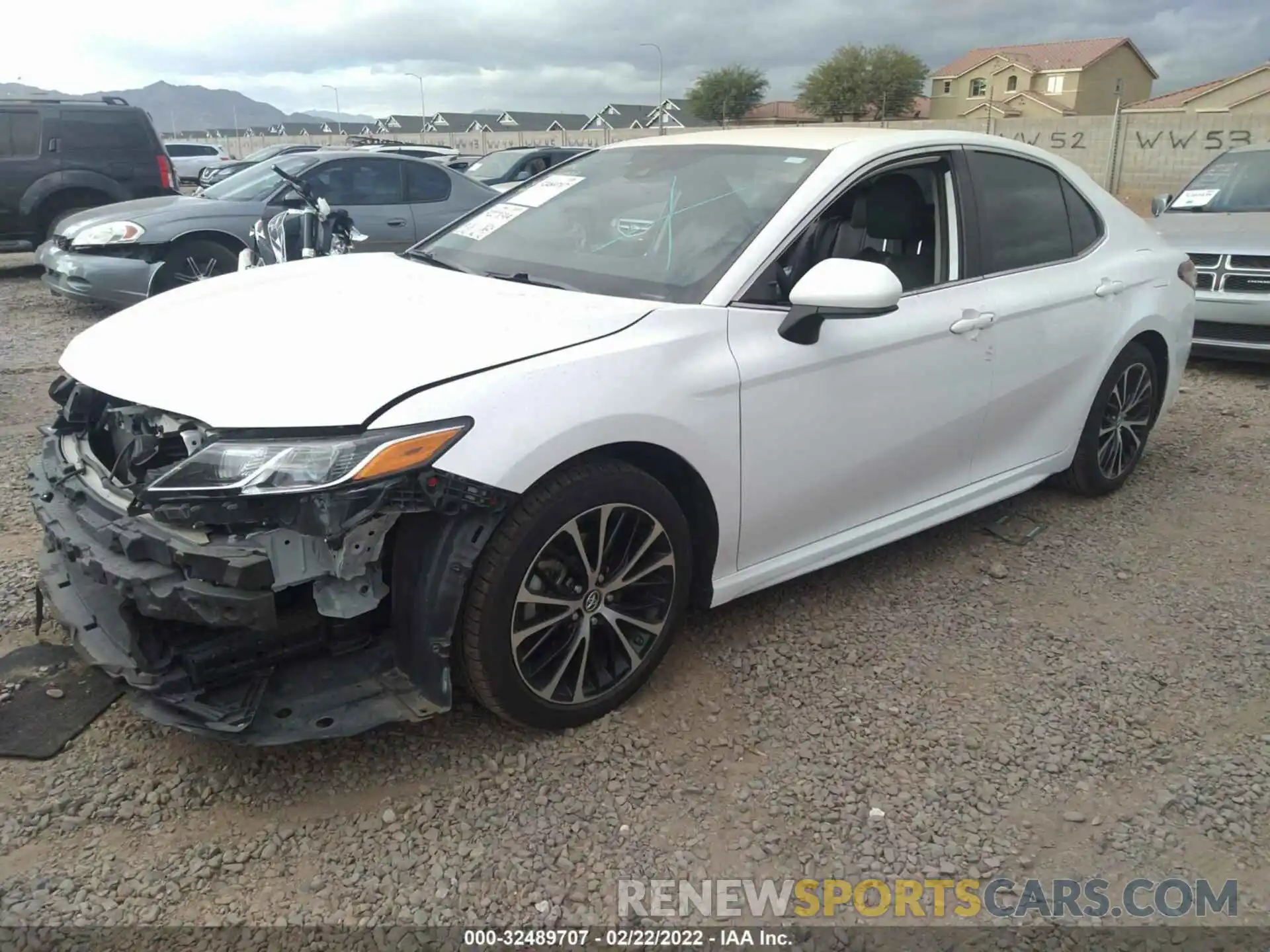 2 Photograph of a damaged car 4T1B11HK0KU755786 TOYOTA CAMRY 2019