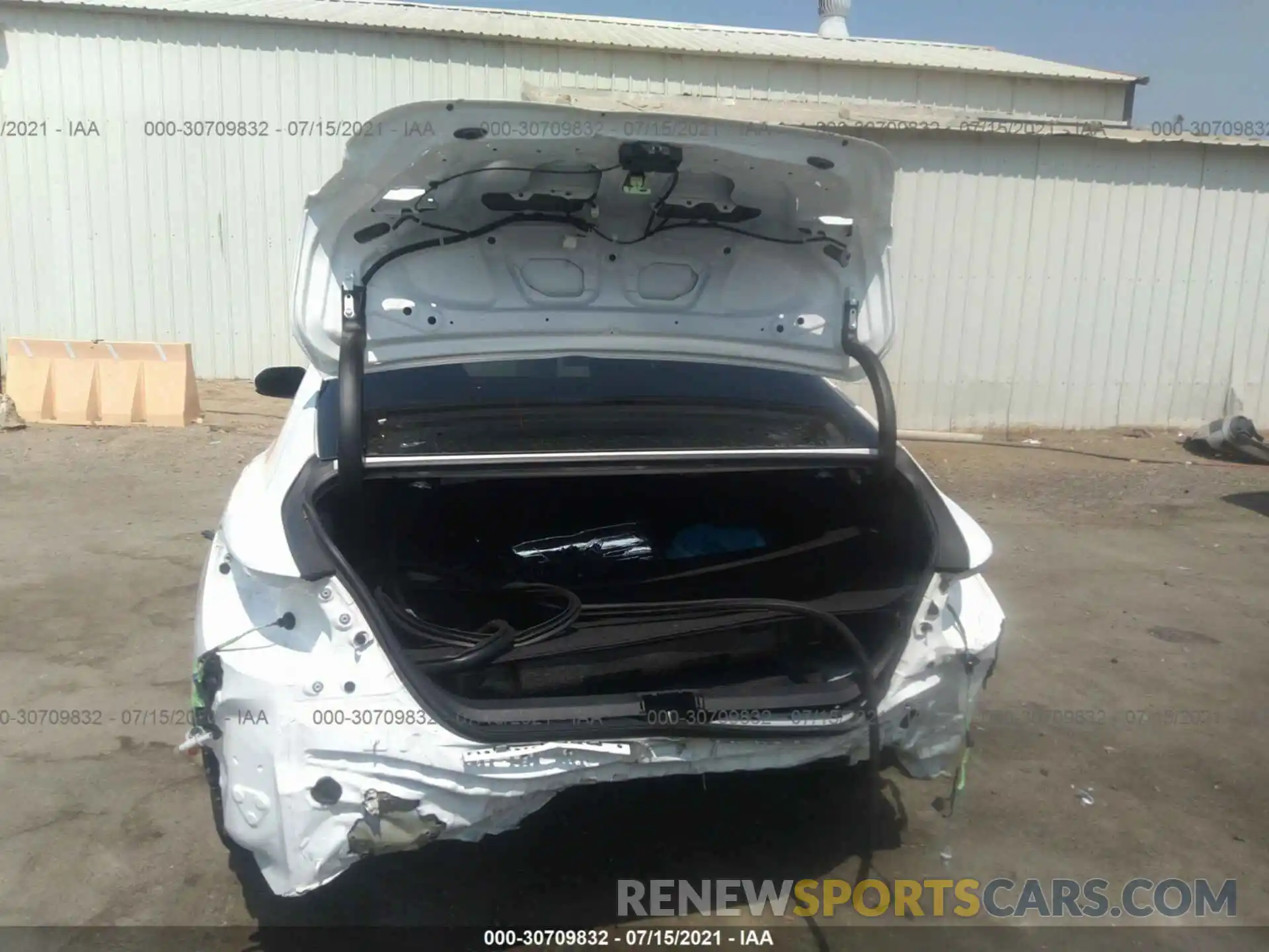 6 Photograph of a damaged car 4T1B11HK0KU757229 TOYOTA CAMRY 2019