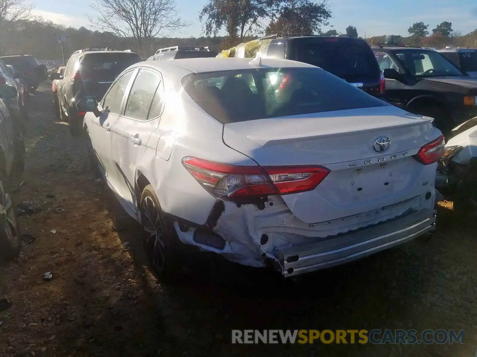 3 Photograph of a damaged car 4T1B11HK0KU757554 TOYOTA CAMRY 2019