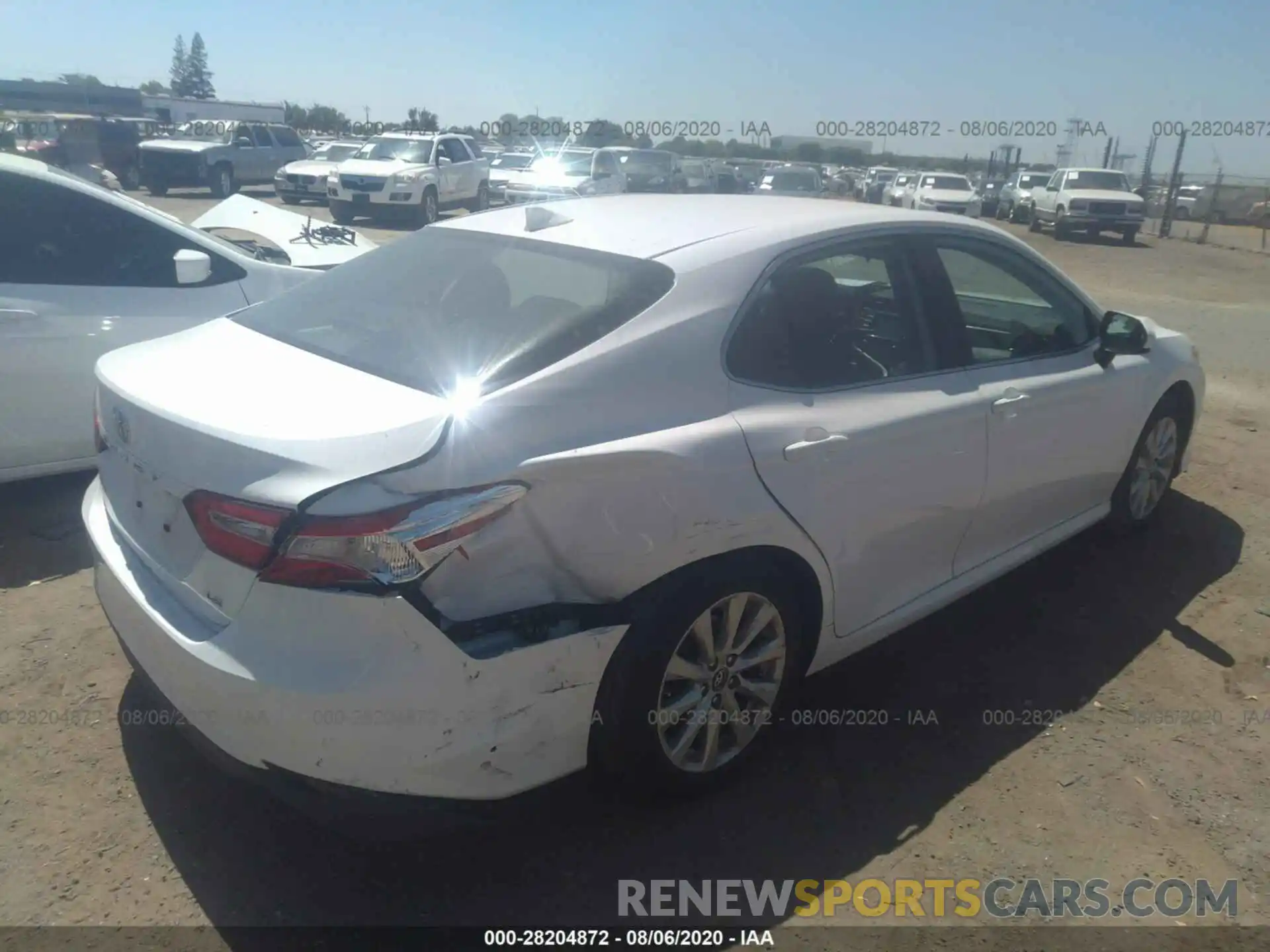 4 Photograph of a damaged car 4T1B11HK0KU757991 TOYOTA CAMRY 2019