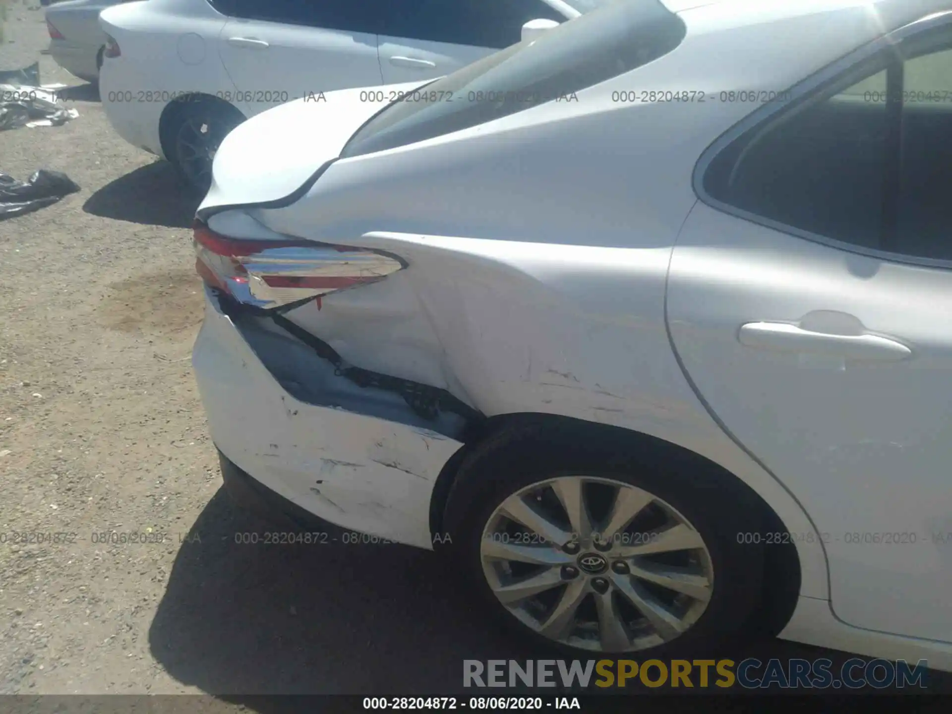 6 Photograph of a damaged car 4T1B11HK0KU757991 TOYOTA CAMRY 2019