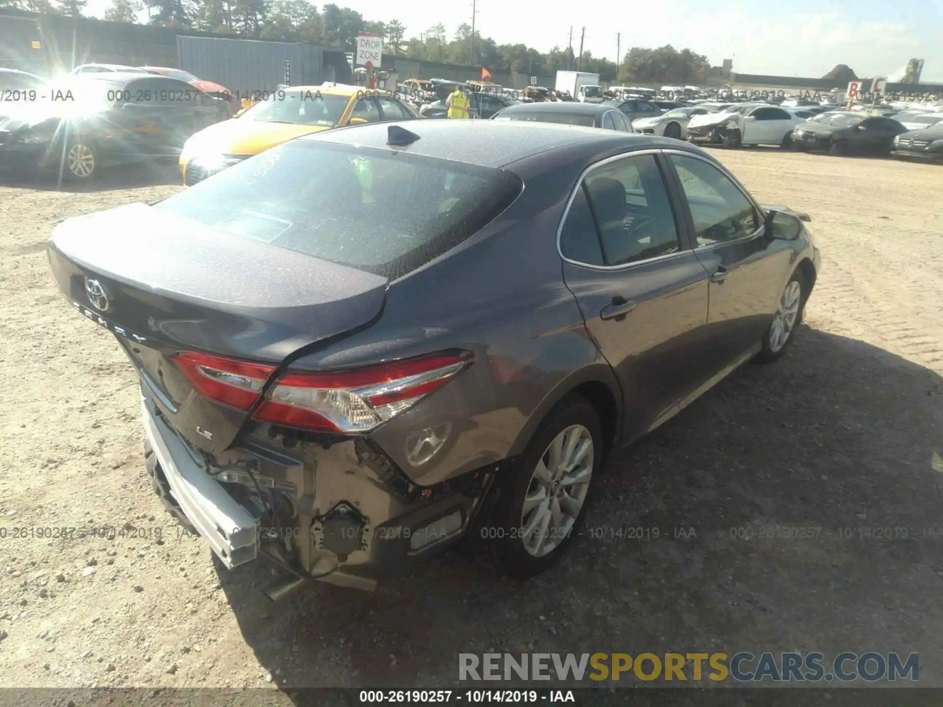 4 Photograph of a damaged car 4T1B11HK0KU758848 TOYOTA CAMRY 2019