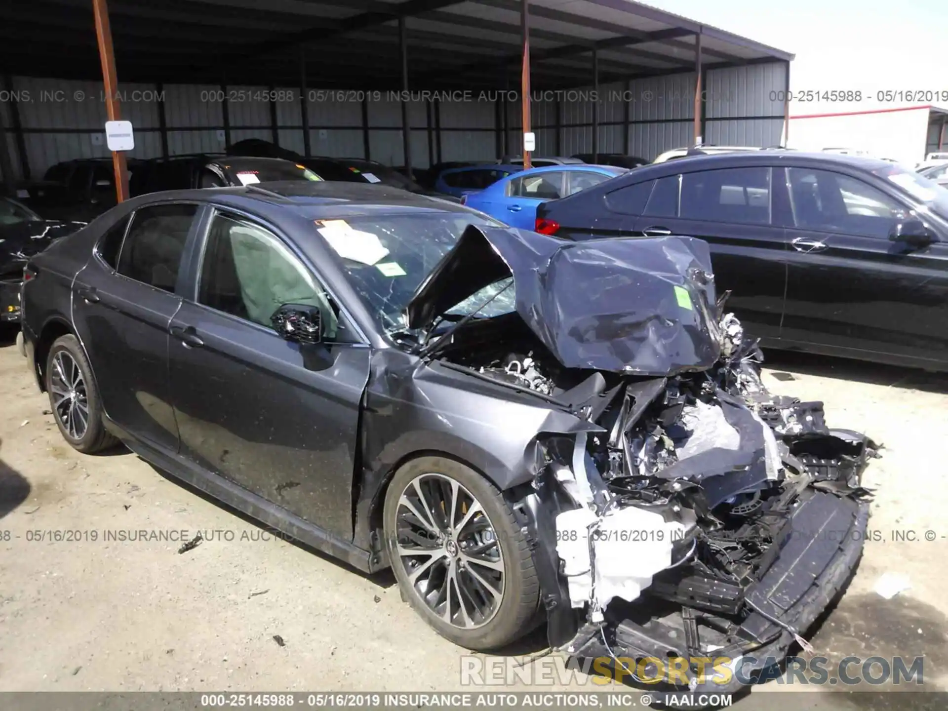 1 Photograph of a damaged car 4T1B11HK0KU759319 TOYOTA CAMRY 2019