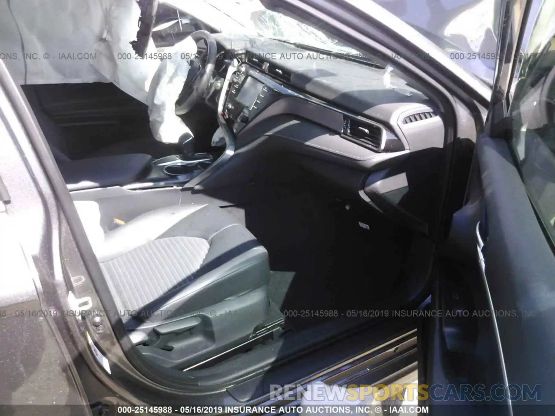 5 Photograph of a damaged car 4T1B11HK0KU759319 TOYOTA CAMRY 2019