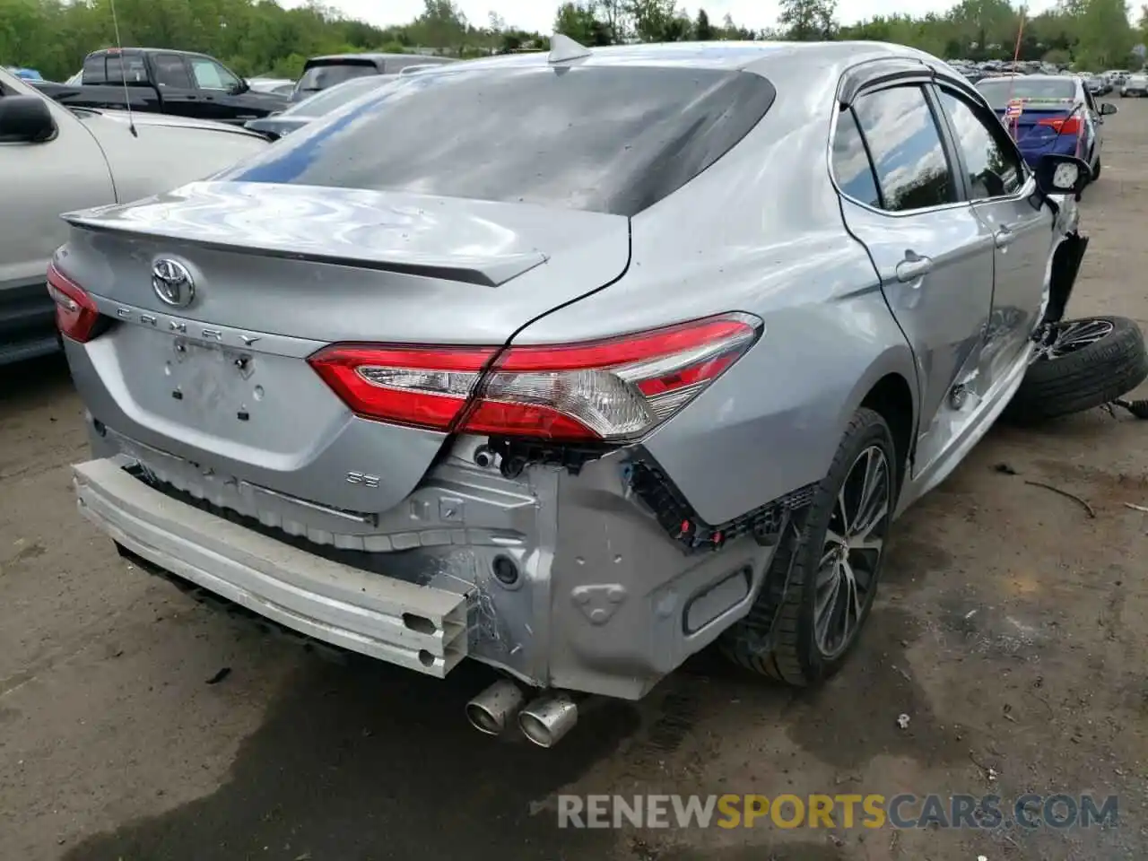 4 Photograph of a damaged car 4T1B11HK0KU761040 TOYOTA CAMRY 2019