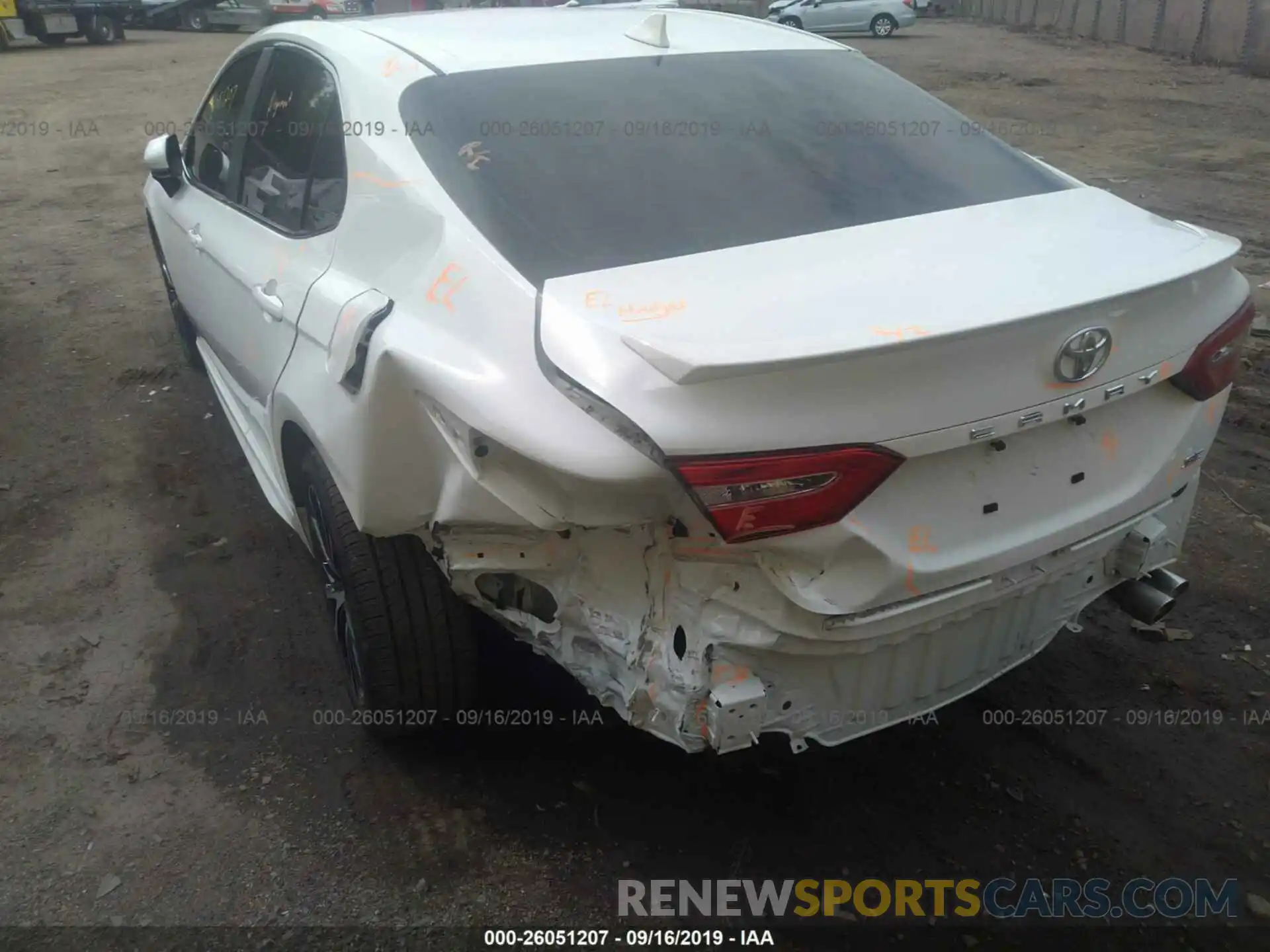 6 Photograph of a damaged car 4T1B11HK0KU761619 TOYOTA CAMRY 2019