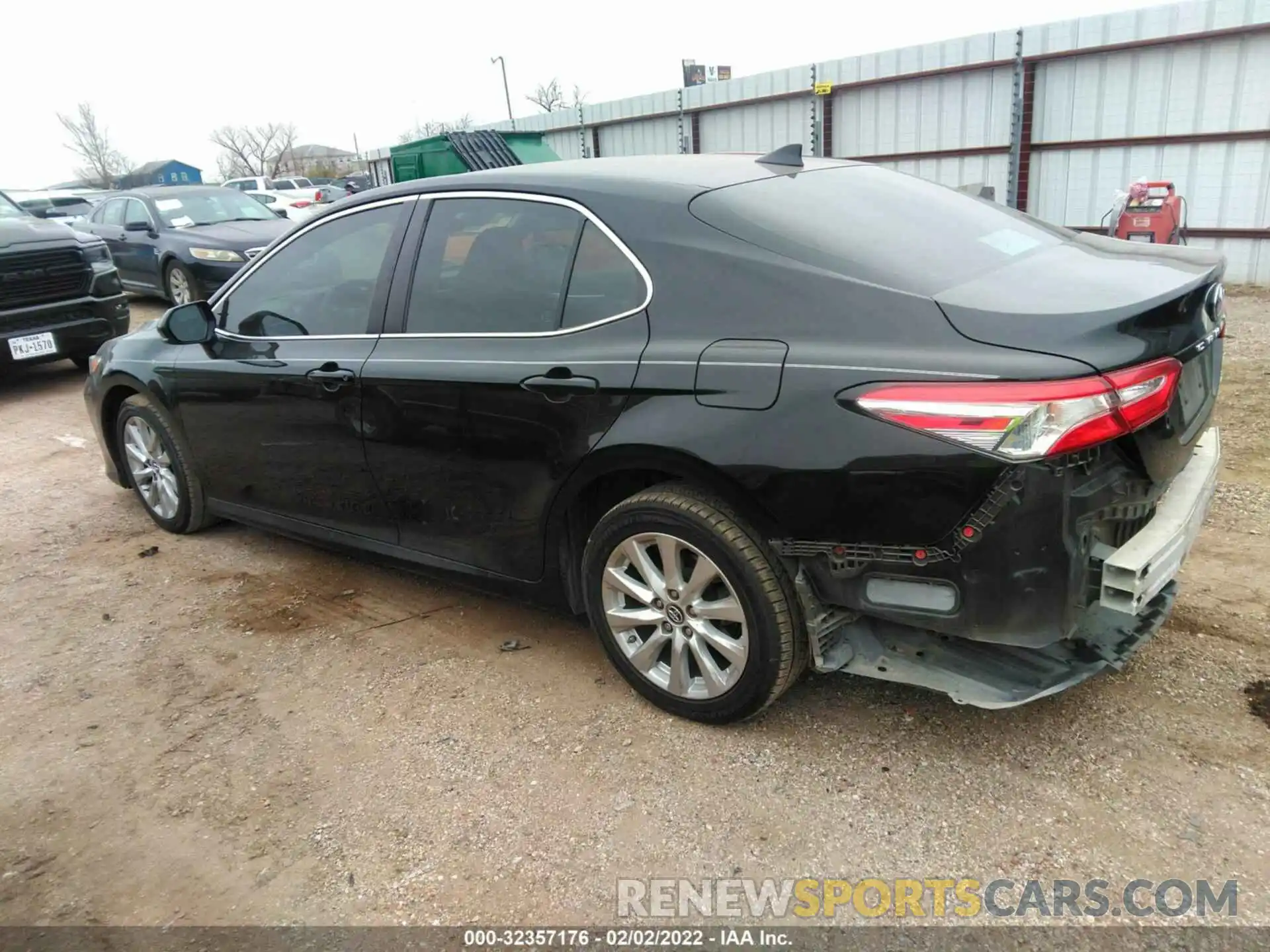 3 Photograph of a damaged car 4T1B11HK0KU762530 TOYOTA CAMRY 2019