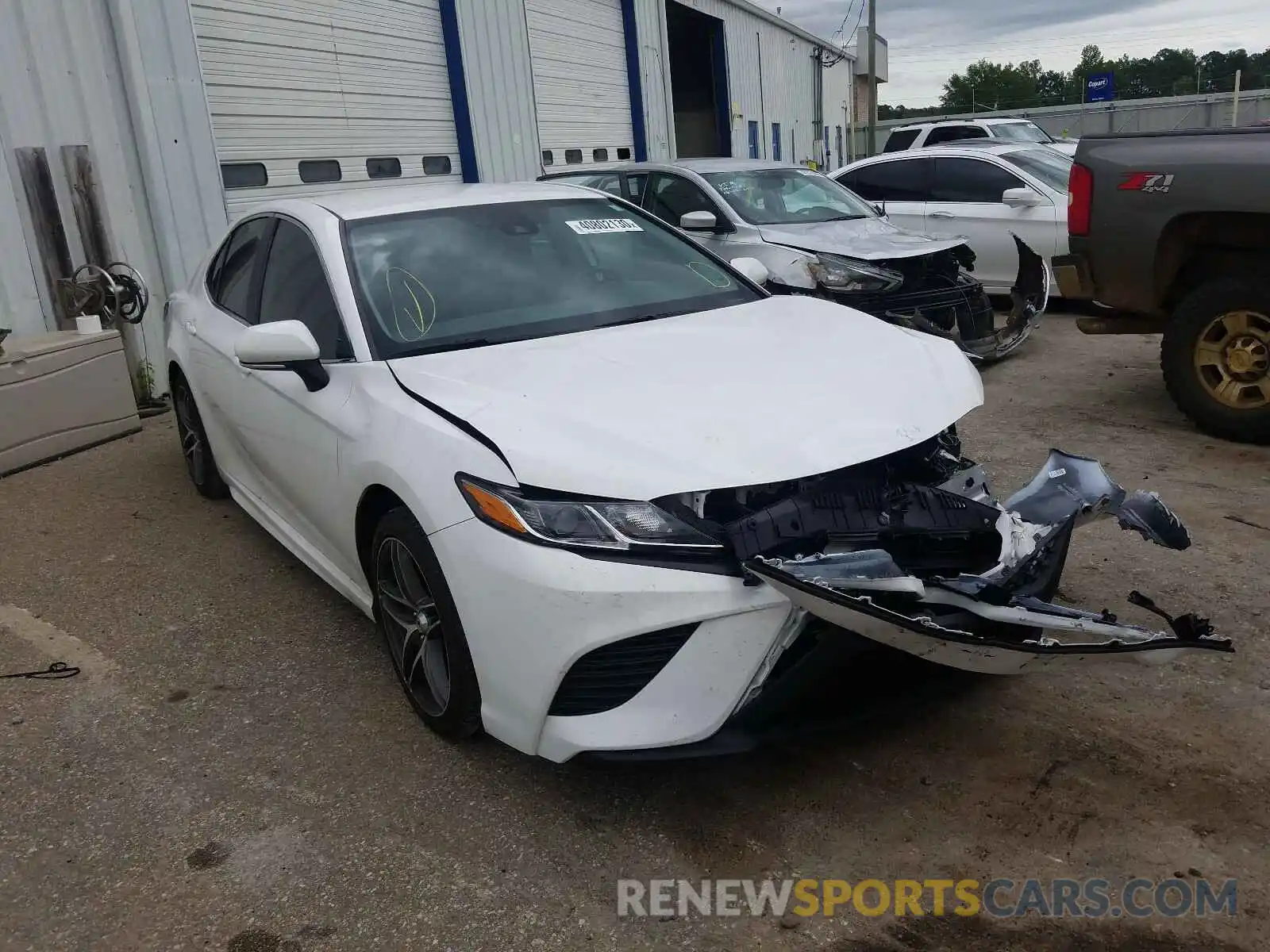 1 Photograph of a damaged car 4T1B11HK0KU763967 TOYOTA CAMRY 2019