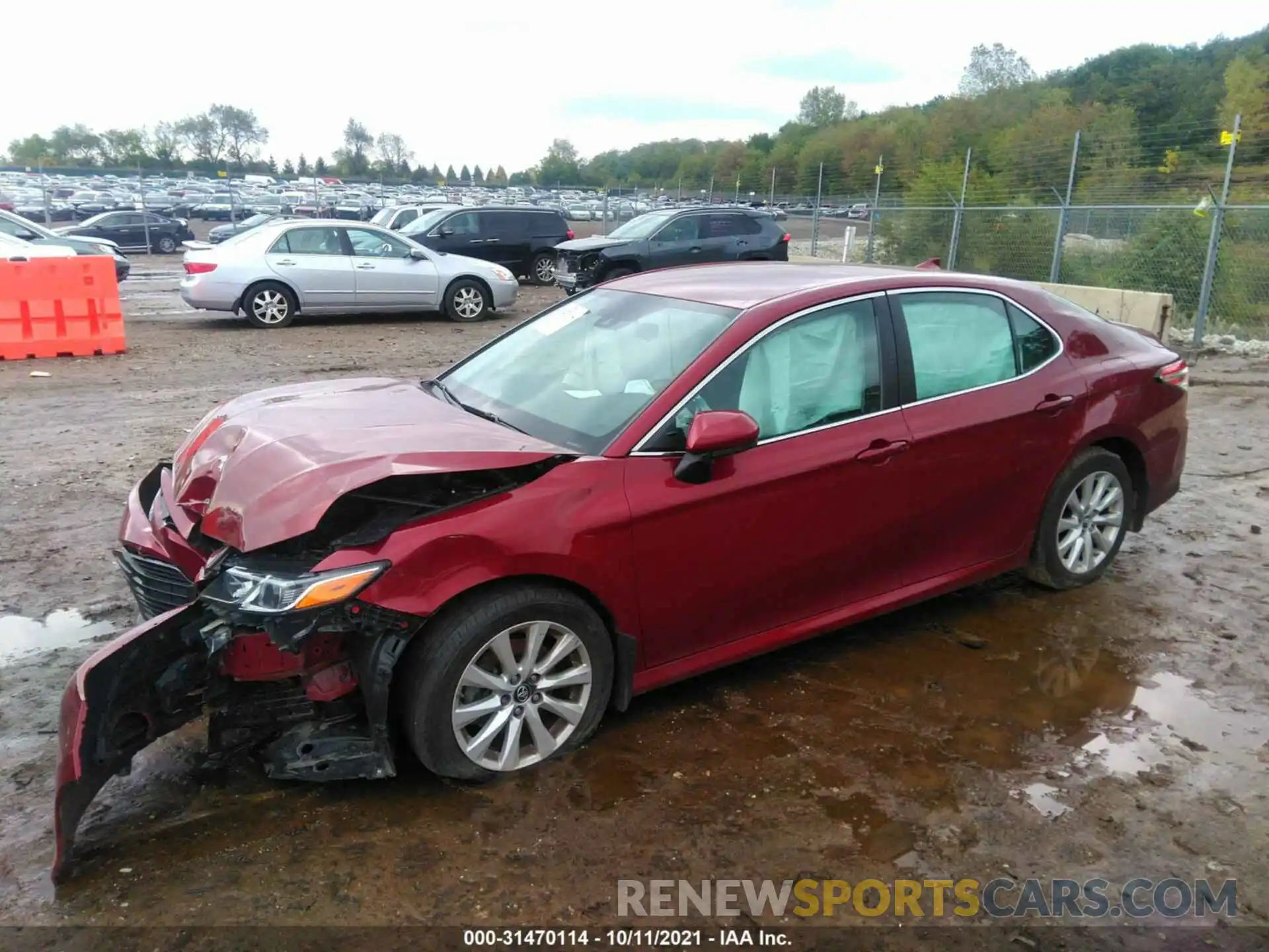 2 Photograph of a damaged car 4T1B11HK0KU764813 TOYOTA CAMRY 2019