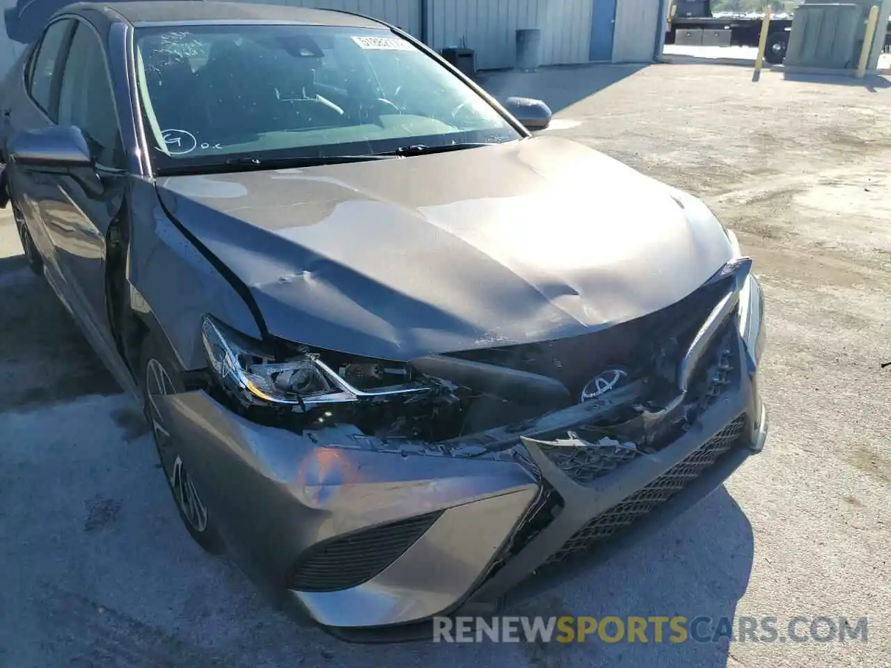 9 Photograph of a damaged car 4T1B11HK0KU765167 TOYOTA CAMRY 2019