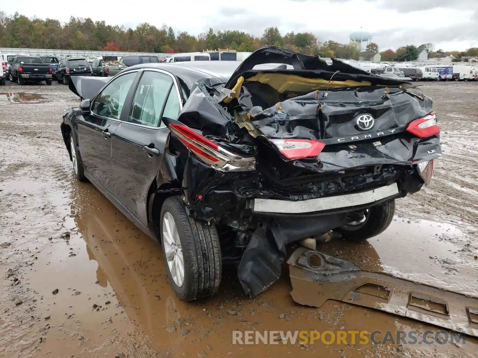 3 Photograph of a damaged car 4T1B11HK0KU767128 TOYOTA CAMRY 2019