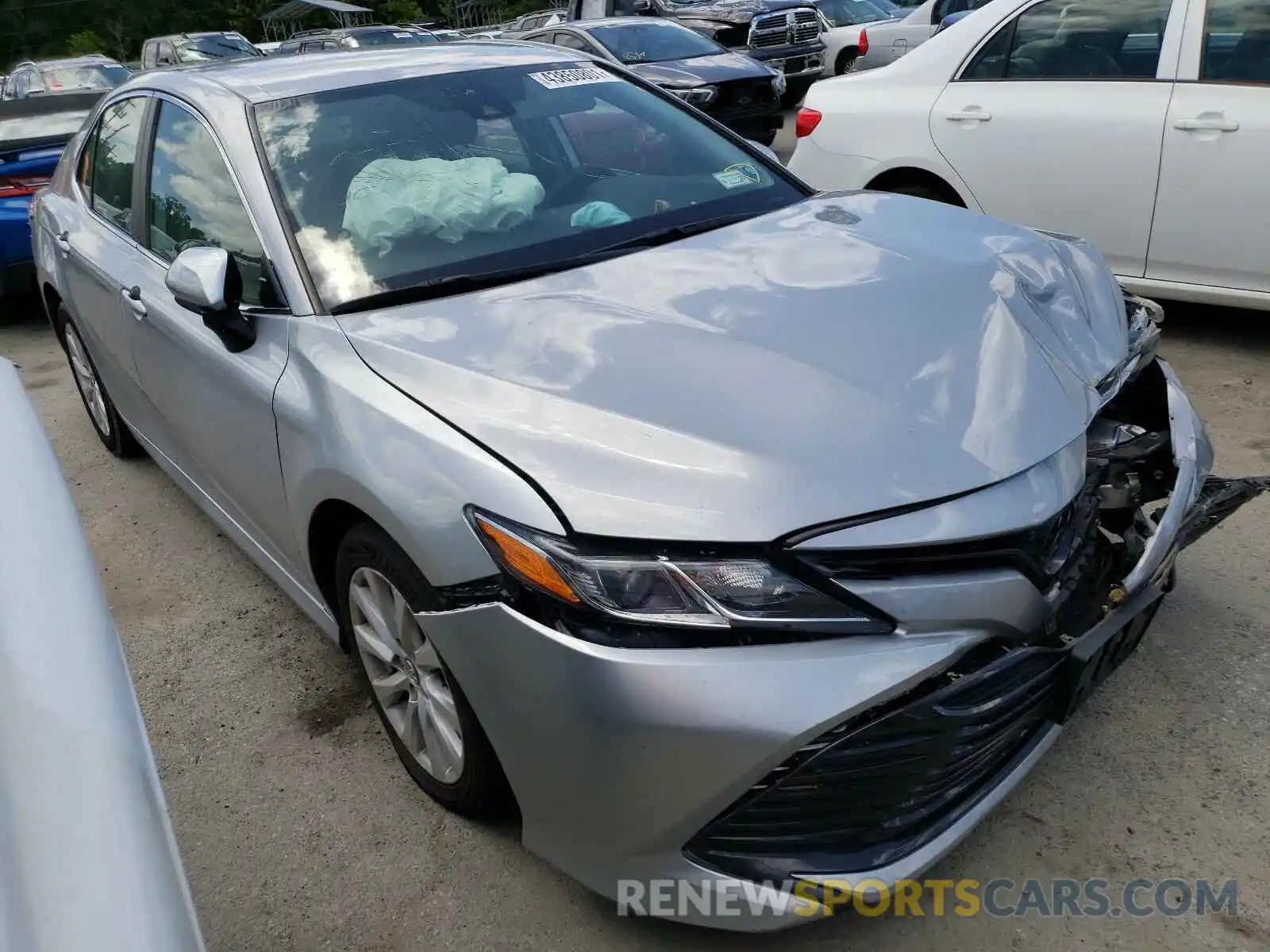 1 Photograph of a damaged car 4T1B11HK0KU768828 TOYOTA CAMRY 2019