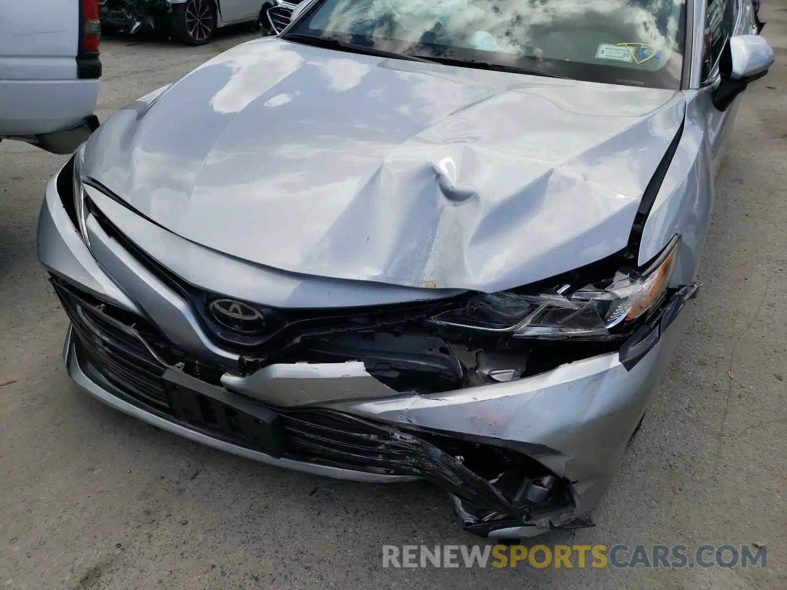 9 Photograph of a damaged car 4T1B11HK0KU768828 TOYOTA CAMRY 2019