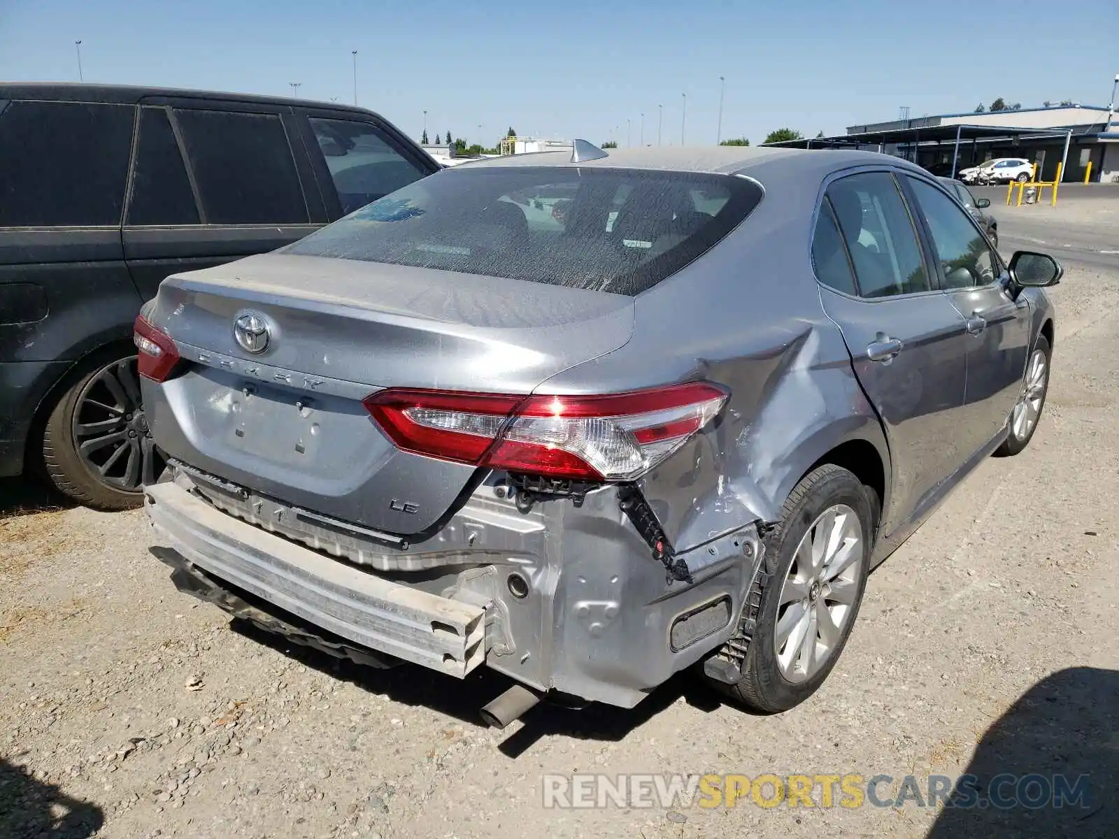 4 Photograph of a damaged car 4T1B11HK0KU770014 TOYOTA CAMRY 2019