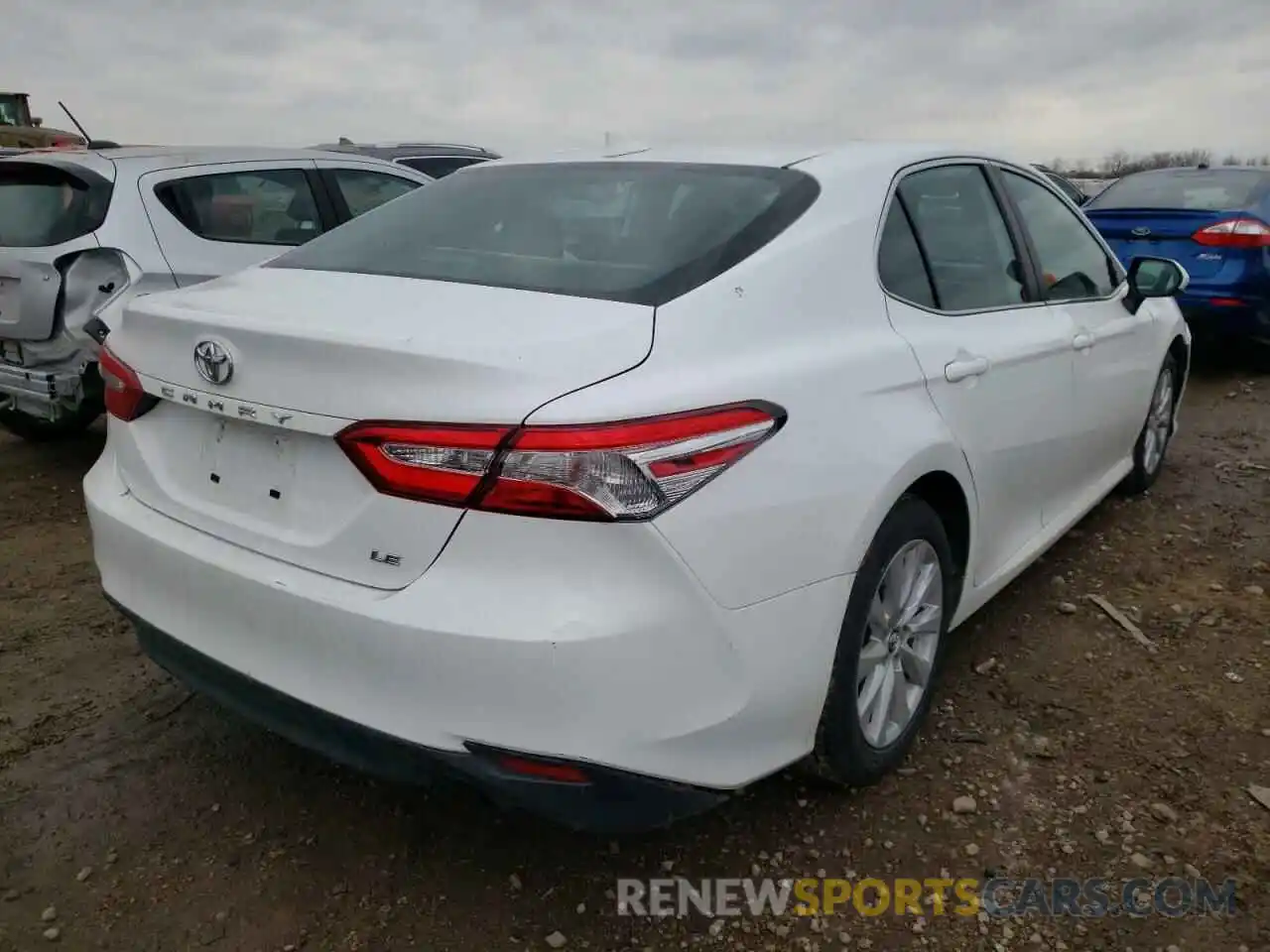 4 Фотография поврежденного автомобиля 4T1B11HK0KU770675 TOYOTA CAMRY 2019