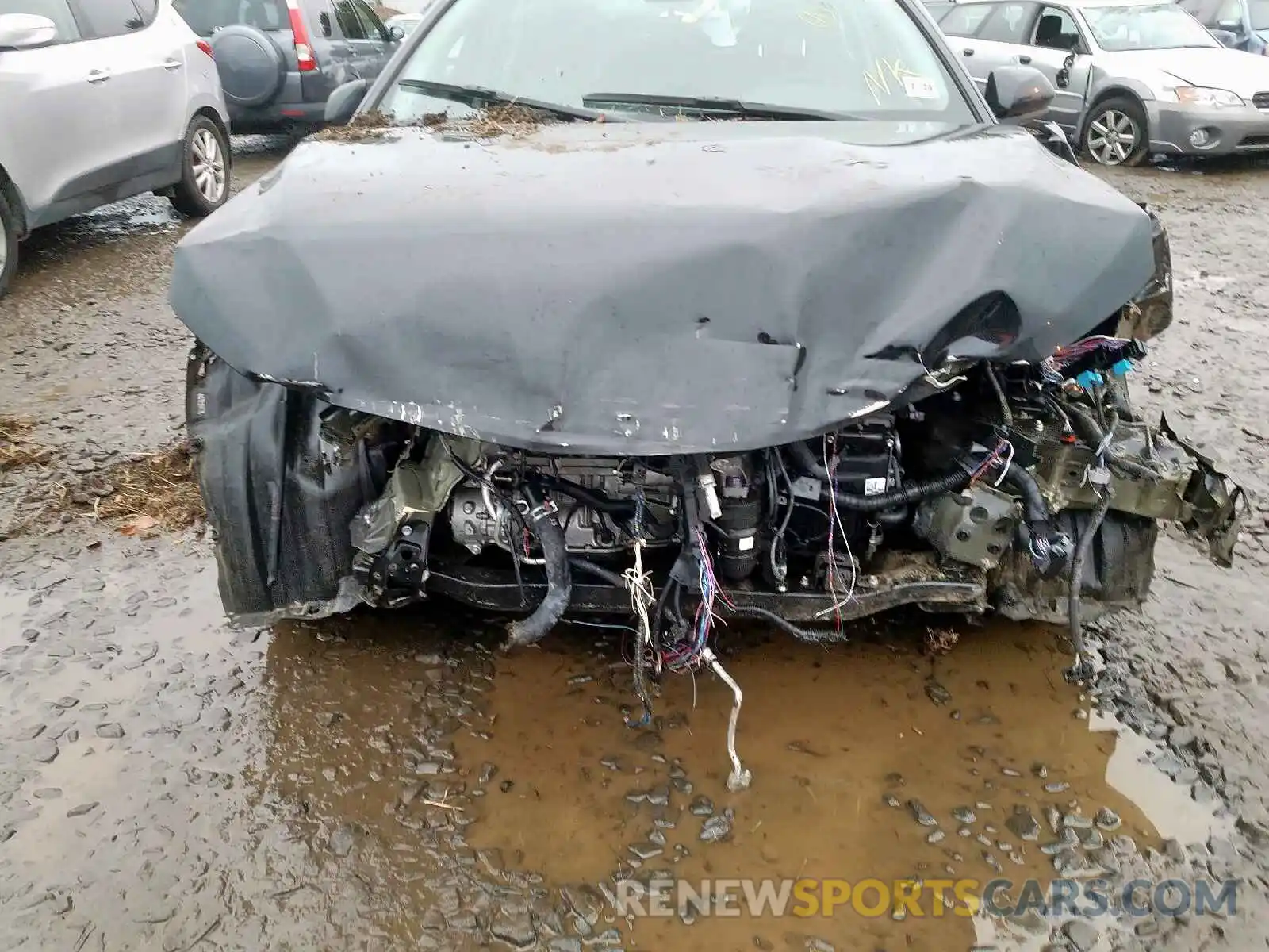 9 Photograph of a damaged car 4T1B11HK0KU770787 TOYOTA CAMRY 2019