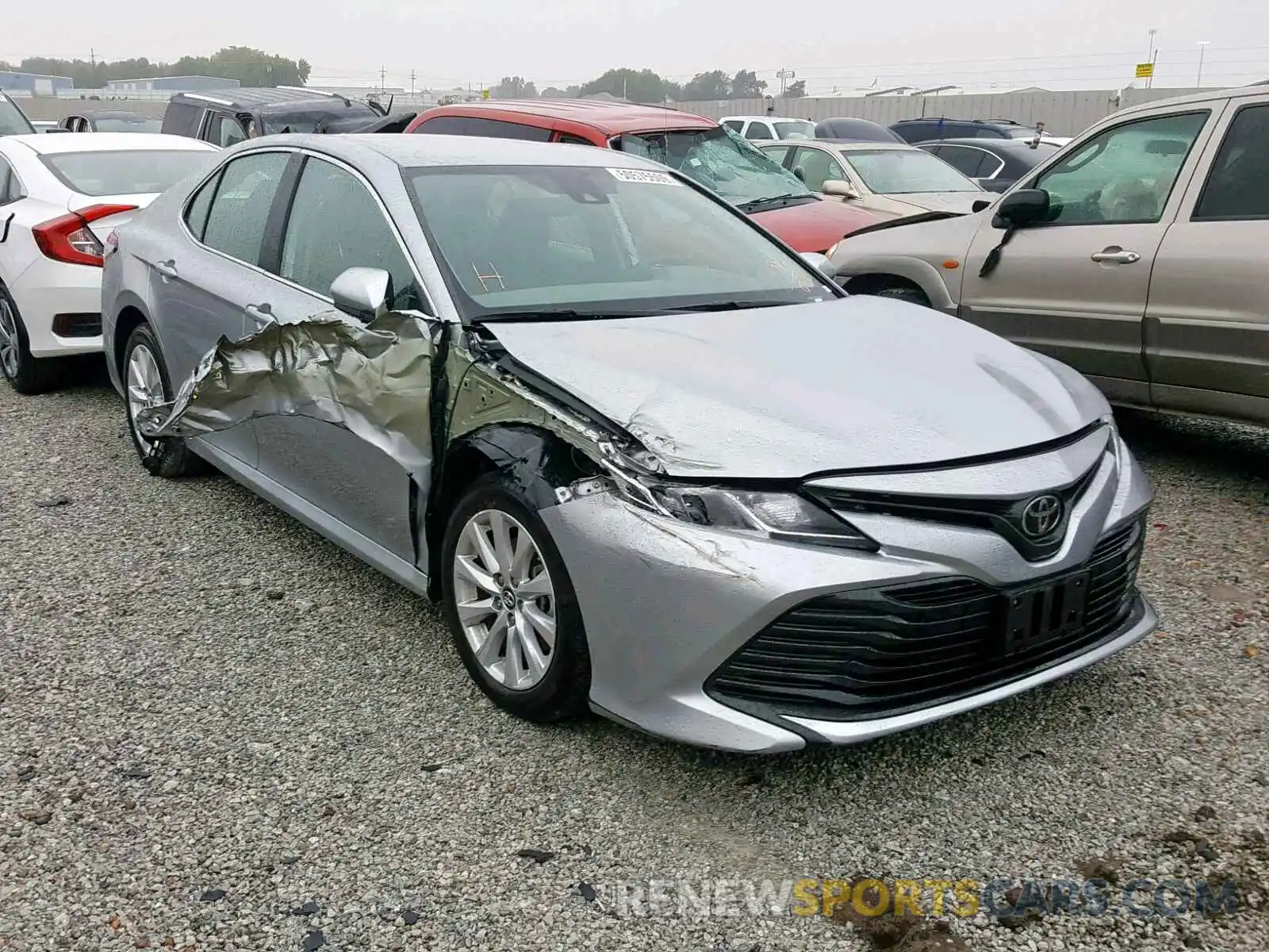 1 Photograph of a damaged car 4T1B11HK0KU770806 TOYOTA CAMRY 2019