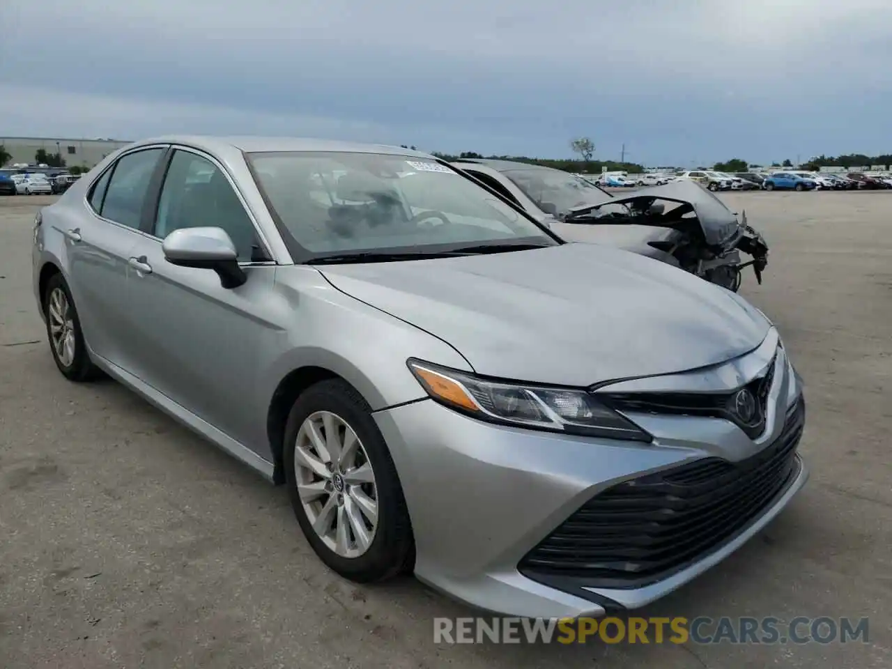 1 Photograph of a damaged car 4T1B11HK0KU771342 TOYOTA CAMRY 2019