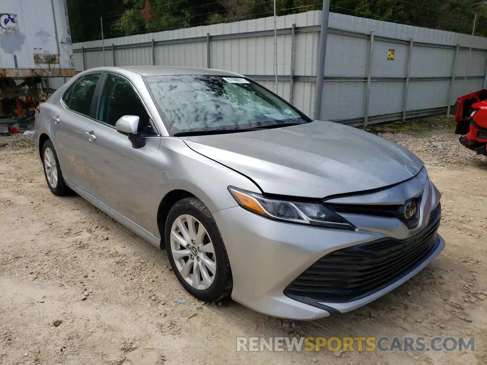 1 Photograph of a damaged car 4T1B11HK0KU771504 TOYOTA CAMRY 2019