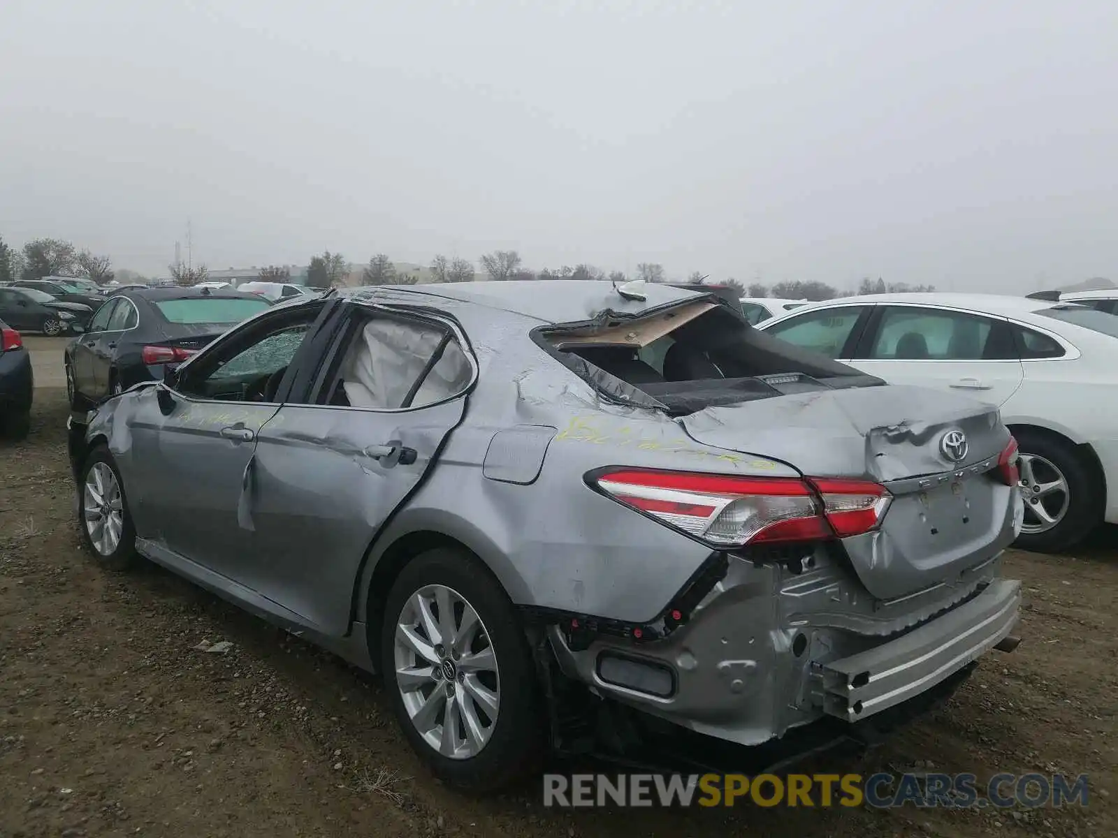 3 Photograph of a damaged car 4T1B11HK0KU771518 TOYOTA CAMRY 2019