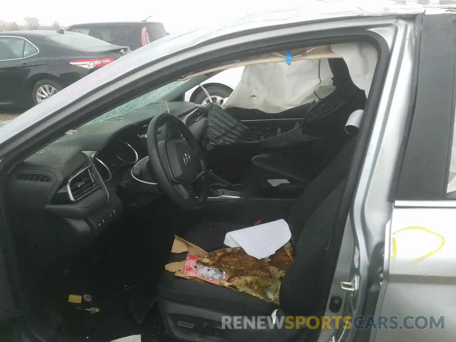 9 Photograph of a damaged car 4T1B11HK0KU771518 TOYOTA CAMRY 2019