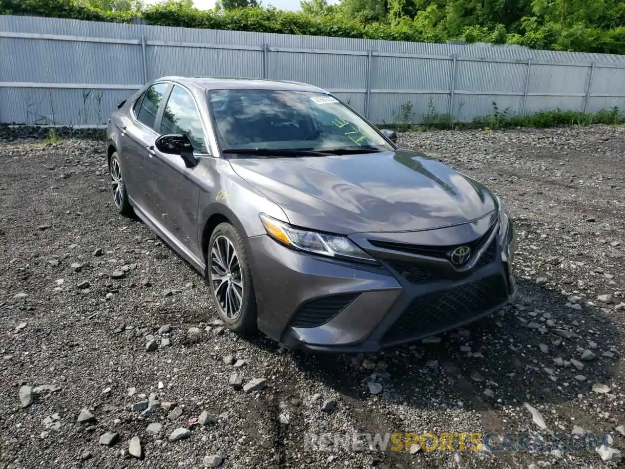 1 Photograph of a damaged car 4T1B11HK0KU771759 TOYOTA CAMRY 2019