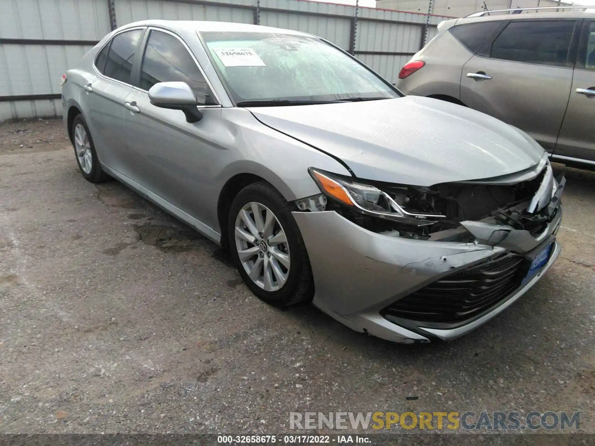 1 Photograph of a damaged car 4T1B11HK0KU772023 TOYOTA CAMRY 2019