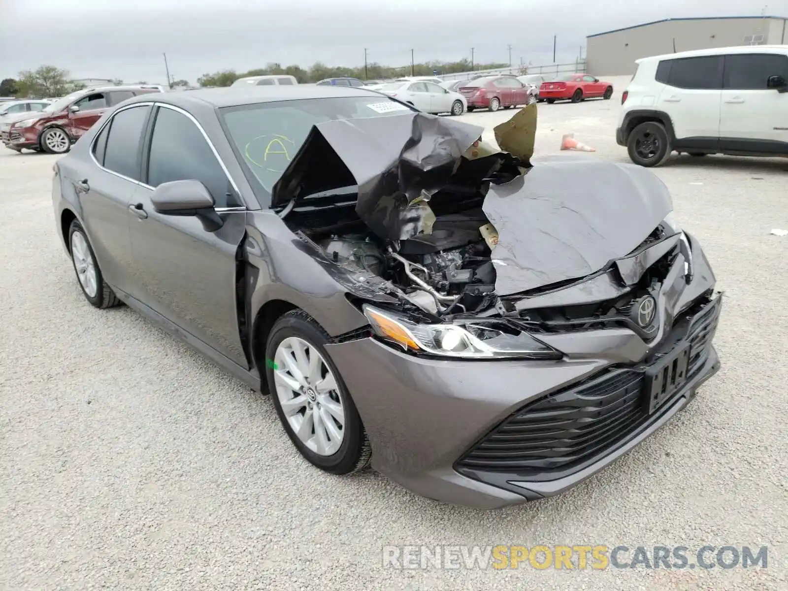 1 Photograph of a damaged car 4T1B11HK0KU772636 TOYOTA CAMRY 2019