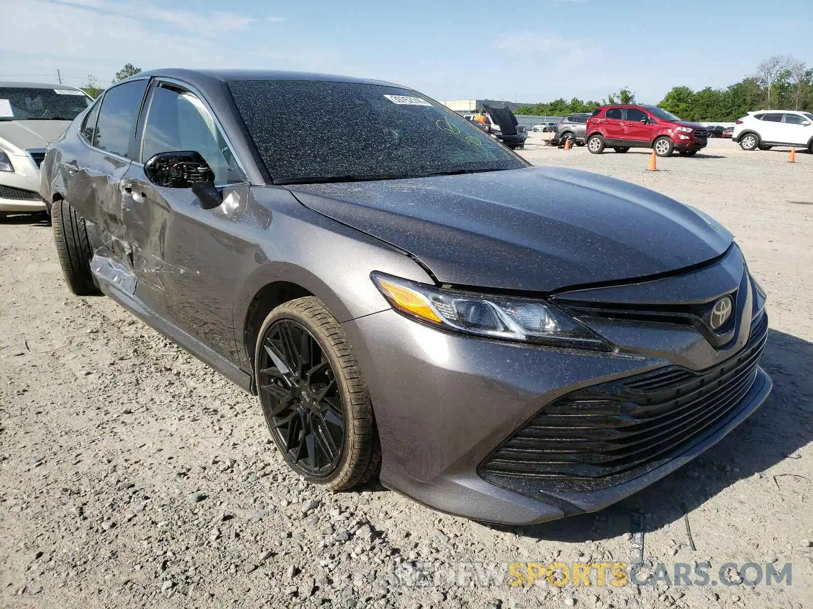 1 Photograph of a damaged car 4T1B11HK0KU772751 TOYOTA CAMRY 2019