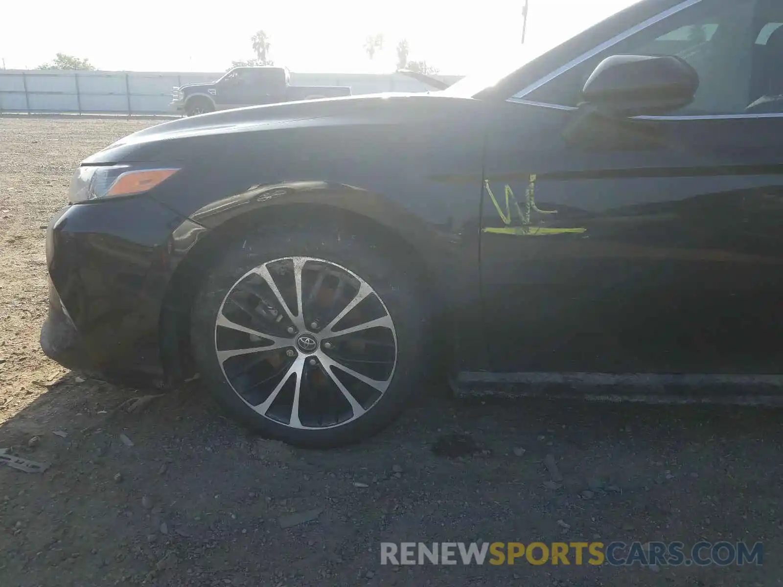 9 Photograph of a damaged car 4T1B11HK0KU774211 TOYOTA CAMRY 2019