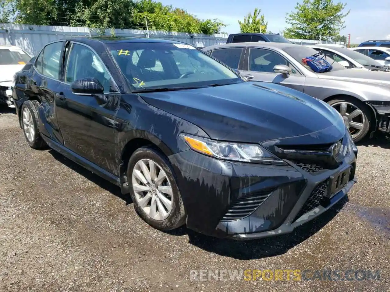 1 Photograph of a damaged car 4T1B11HK0KU774757 TOYOTA CAMRY 2019