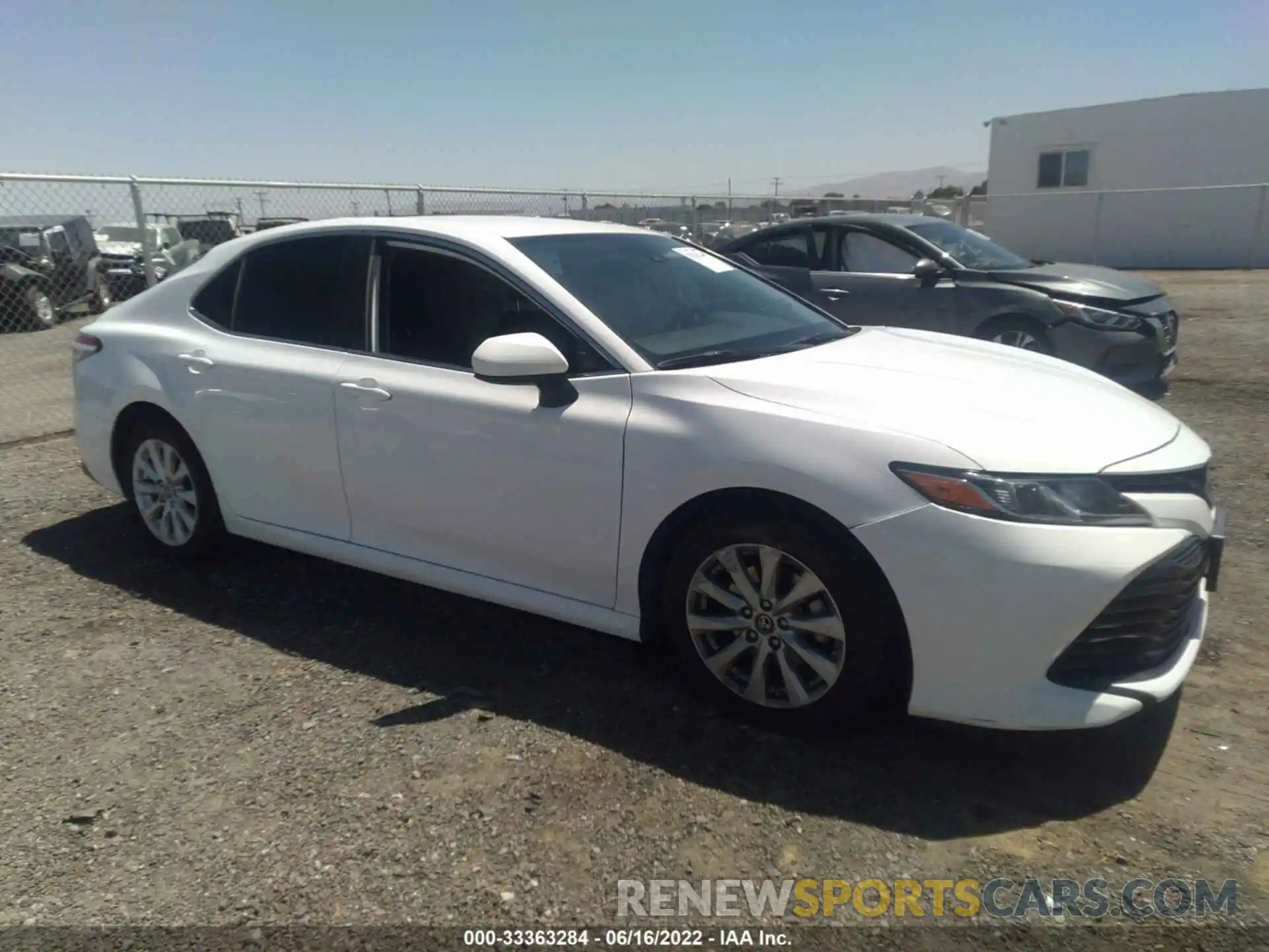 1 Photograph of a damaged car 4T1B11HK0KU775486 TOYOTA CAMRY 2019