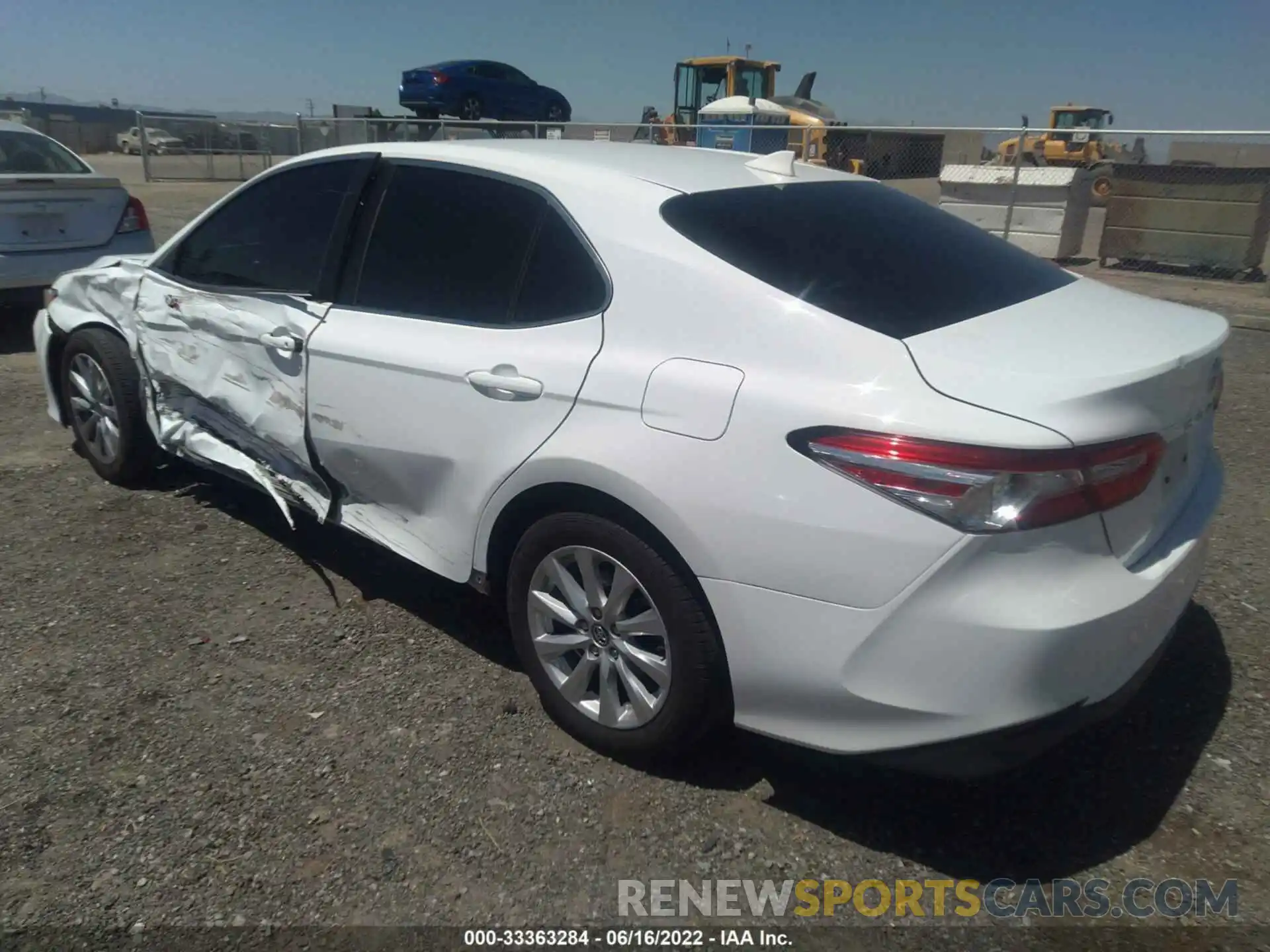 3 Photograph of a damaged car 4T1B11HK0KU775486 TOYOTA CAMRY 2019