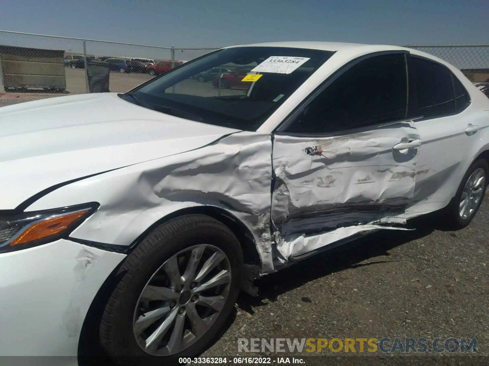 6 Photograph of a damaged car 4T1B11HK0KU775486 TOYOTA CAMRY 2019