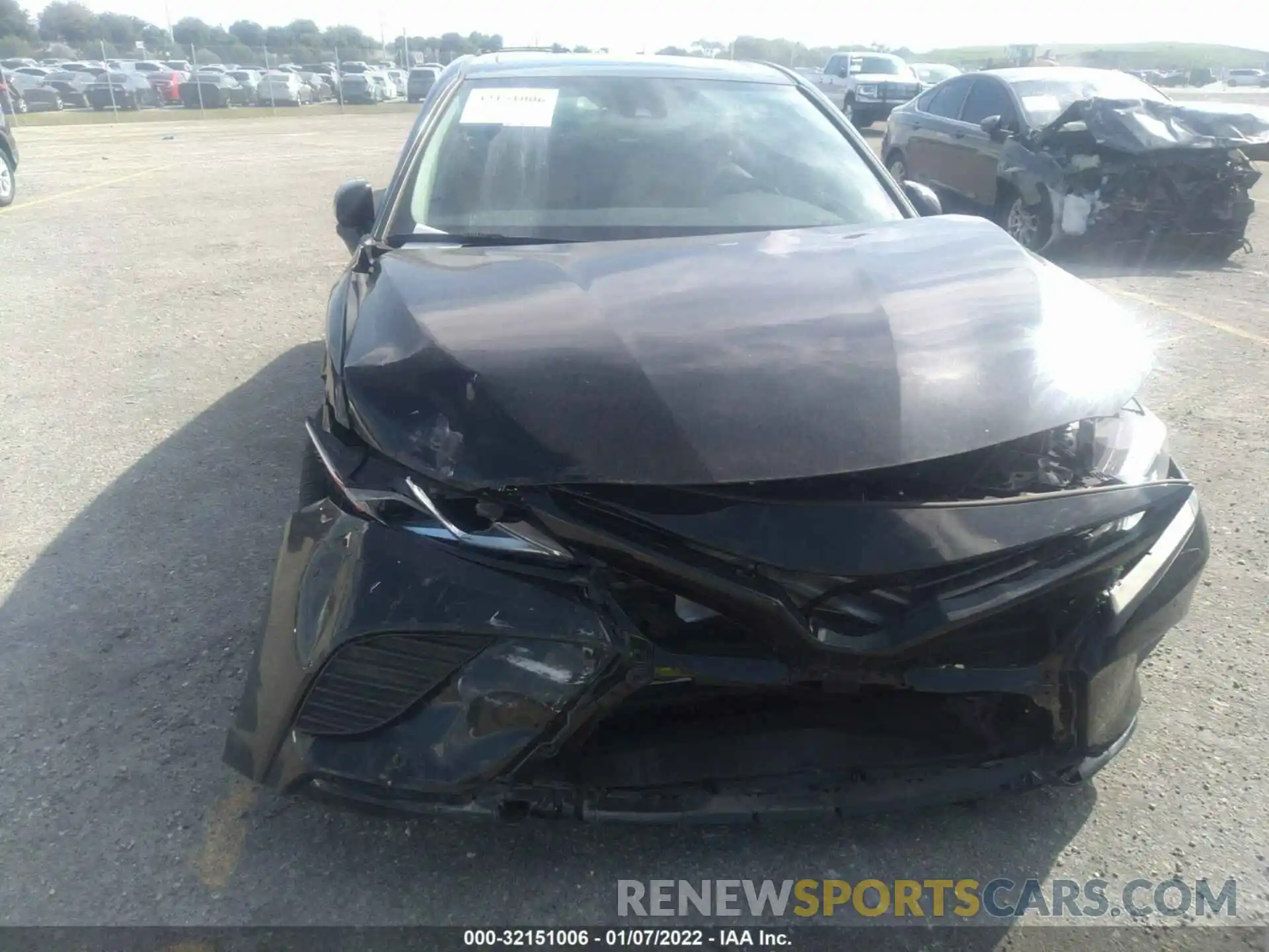 6 Photograph of a damaged car 4T1B11HK0KU775746 TOYOTA CAMRY 2019