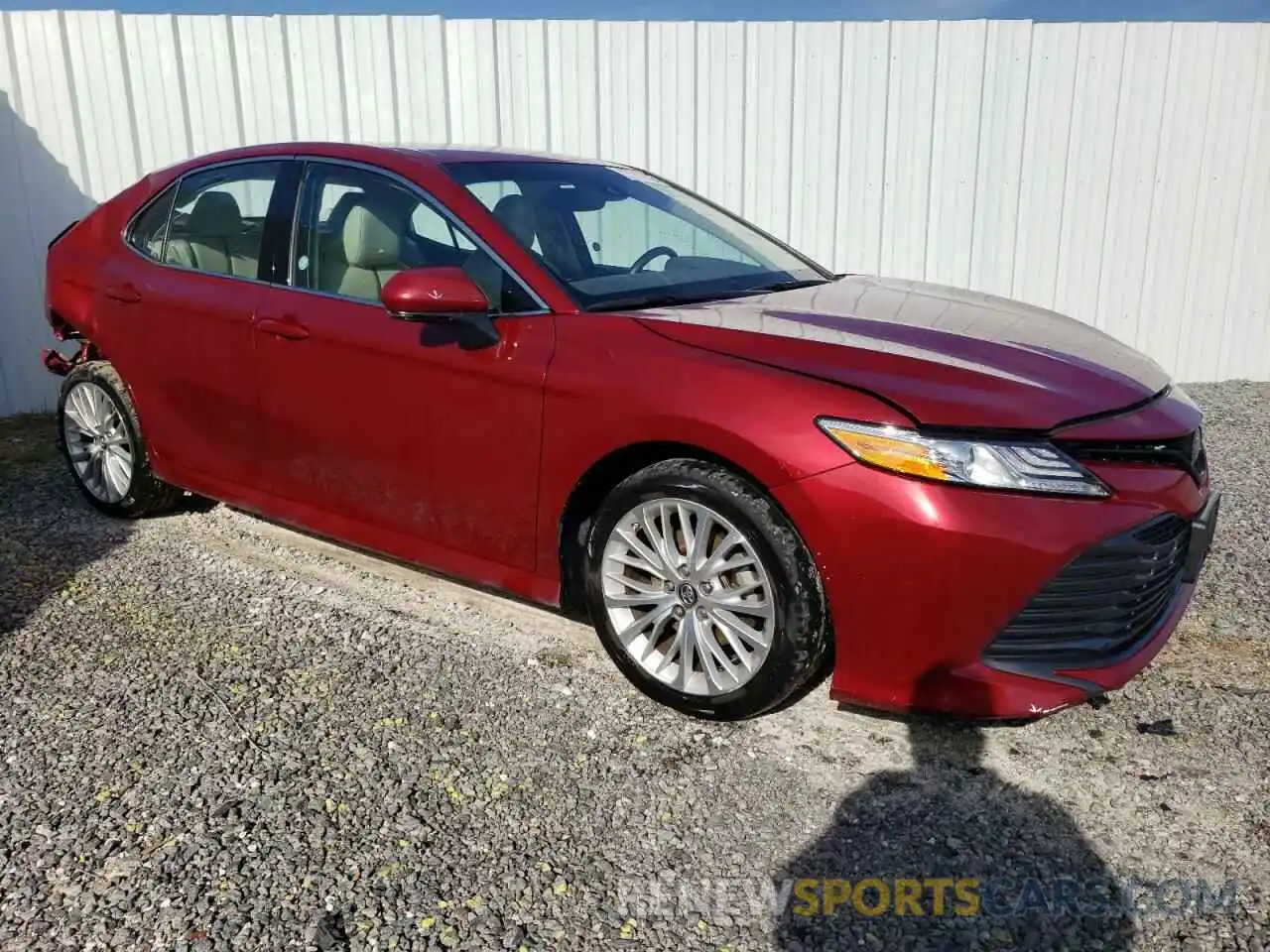 4 Photograph of a damaged car 4T1B11HK0KU776251 TOYOTA CAMRY 2019