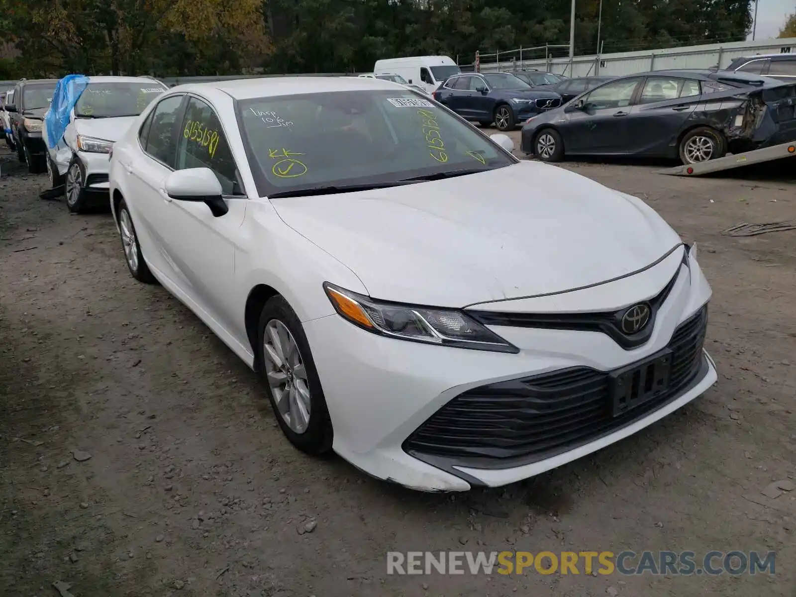 1 Photograph of a damaged car 4T1B11HK0KU776279 TOYOTA CAMRY 2019