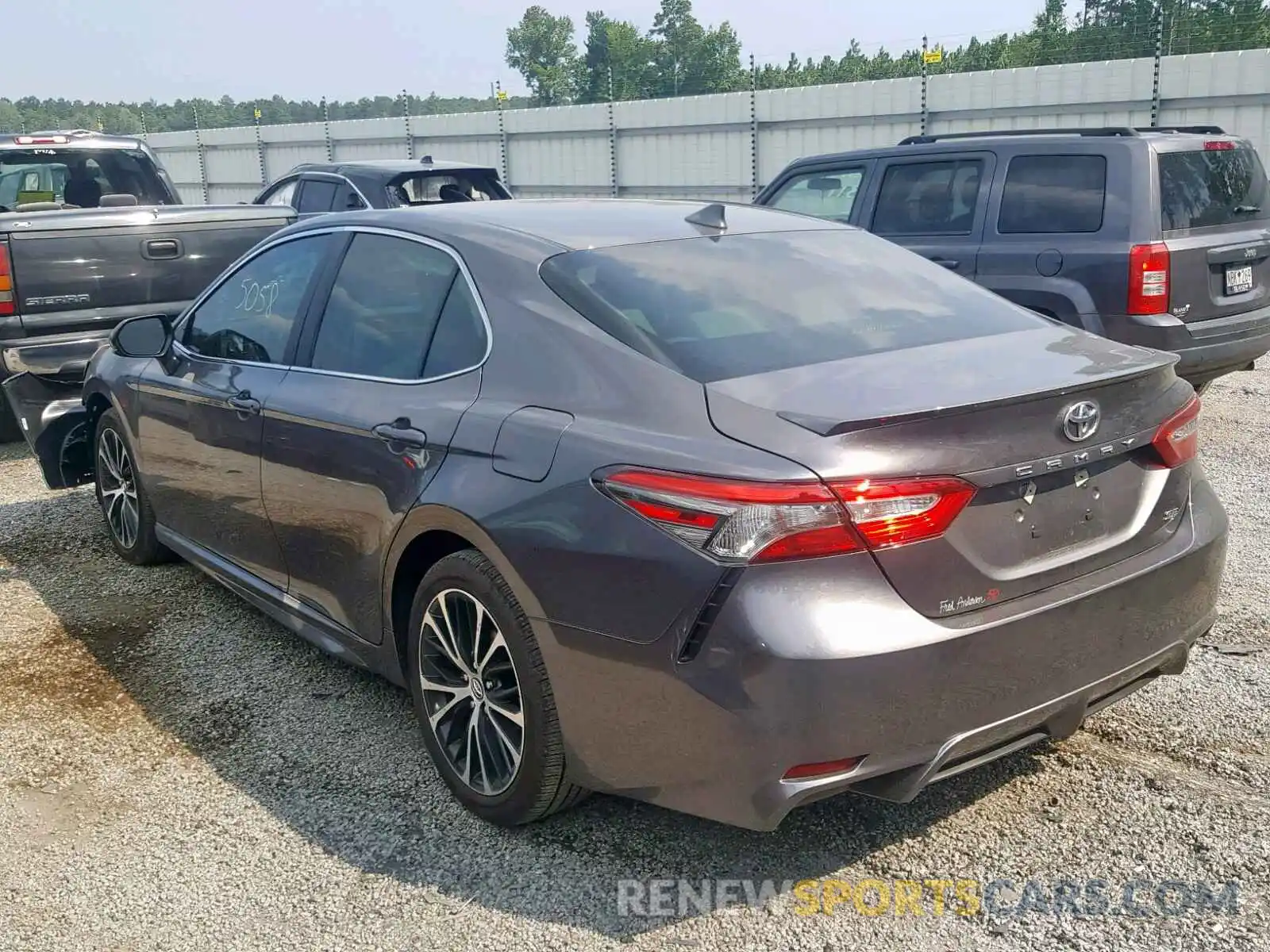 3 Photograph of a damaged car 4T1B11HK0KU776377 TOYOTA CAMRY 2019